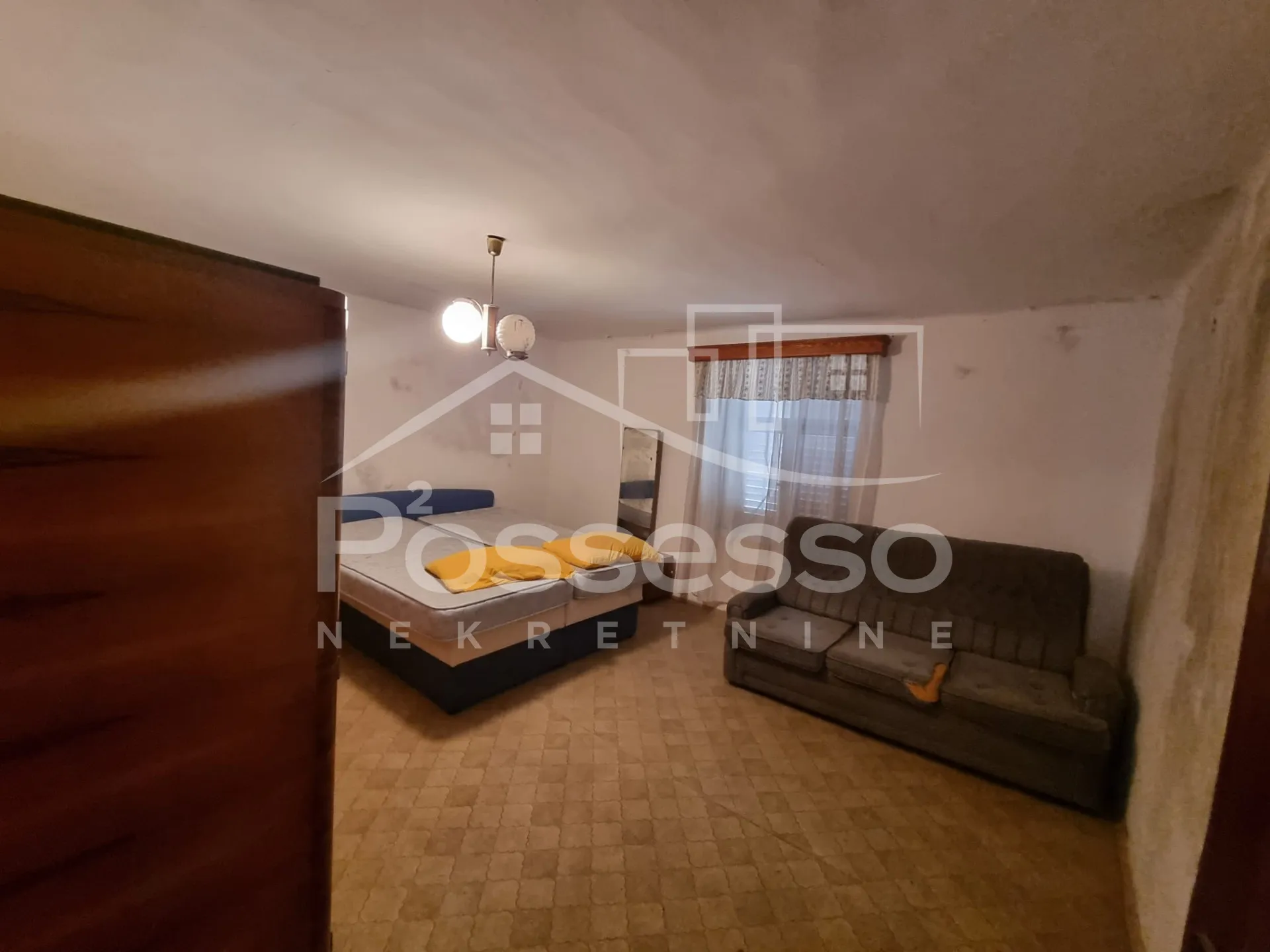 kuća prodaja stari pazin 200 m2 - slika 8