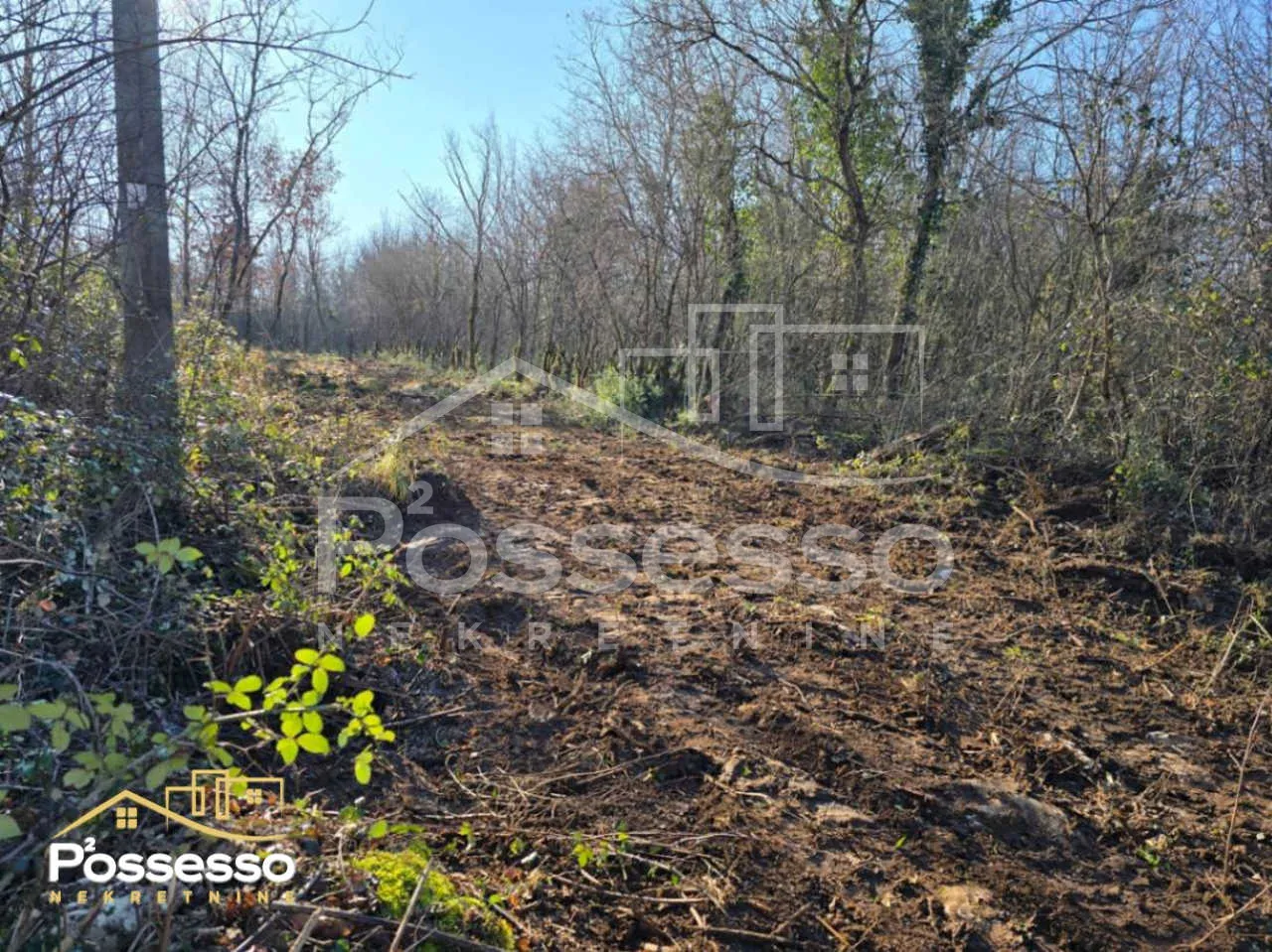 zemljište prodaja roč 1005 m2 - slika 2