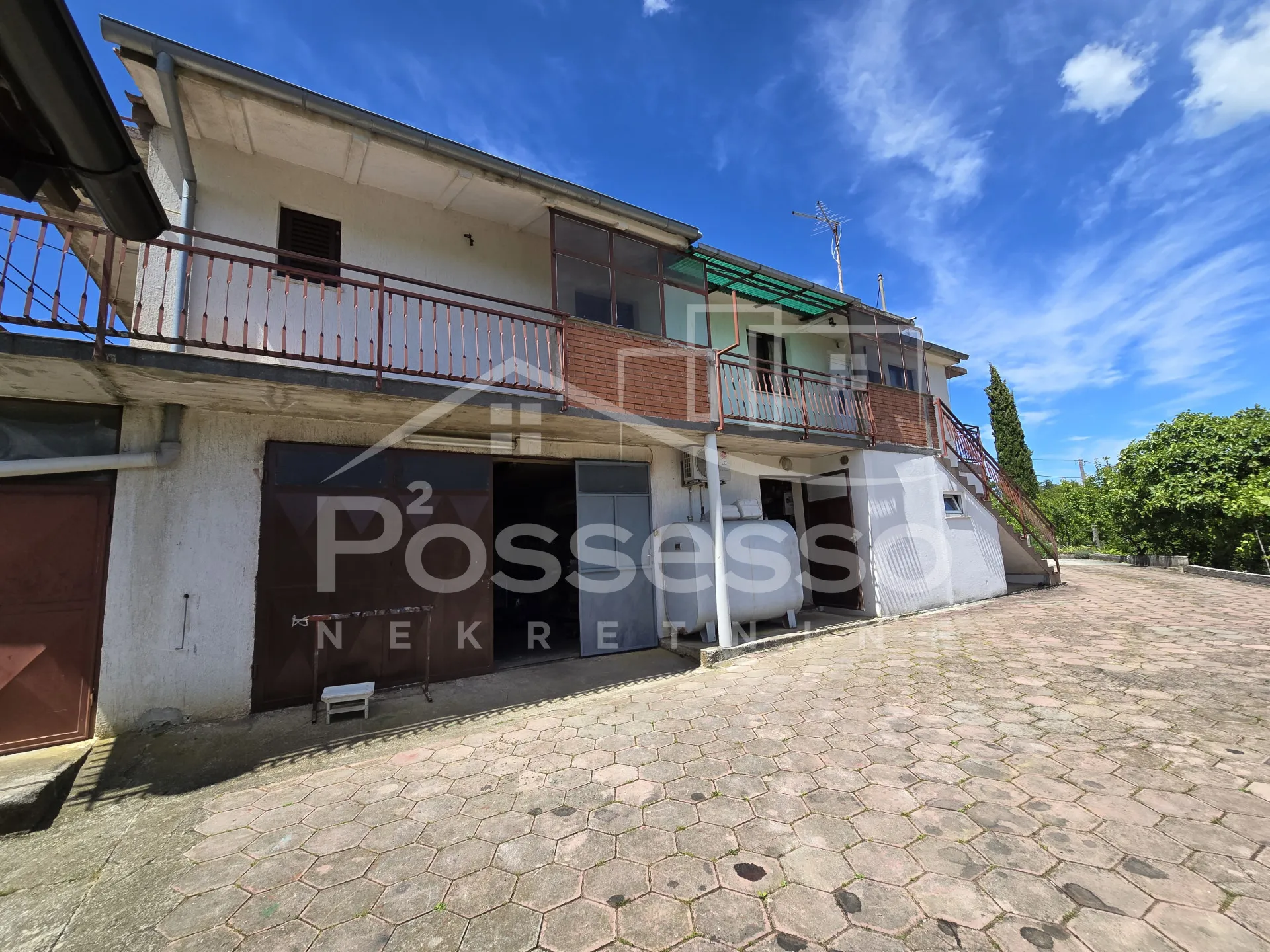 kuća prodaja buzet 354 m2 - slika 4