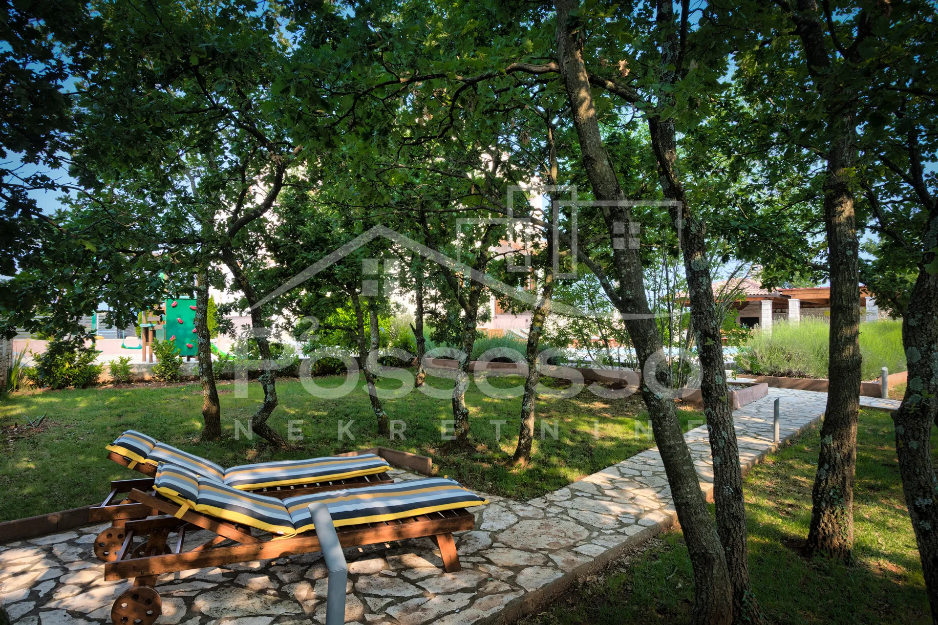 kuća prodaja svetvinčenat 294 m2 - slika 11