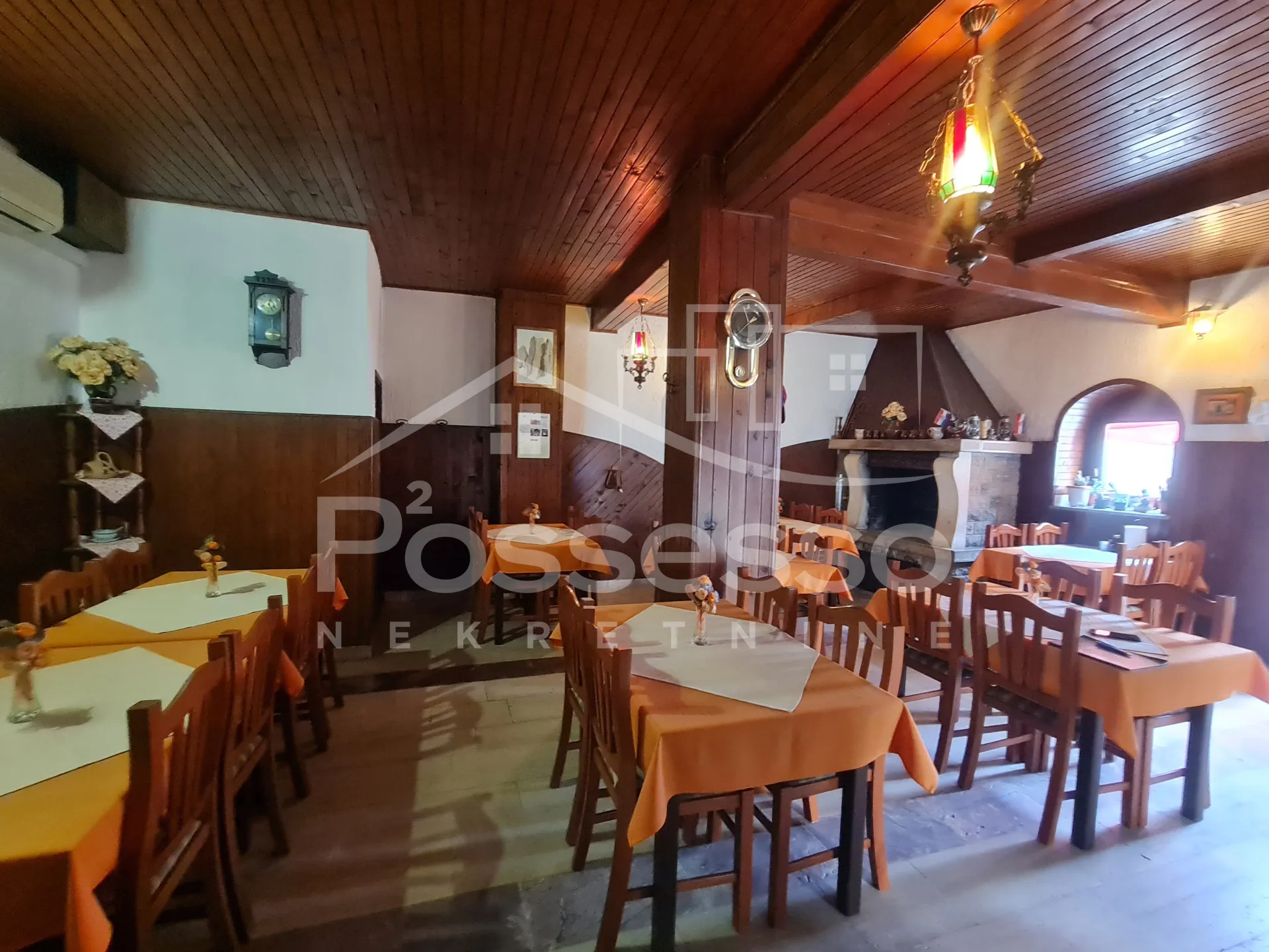 kuća prodaja buje 200 m2 - slika 7