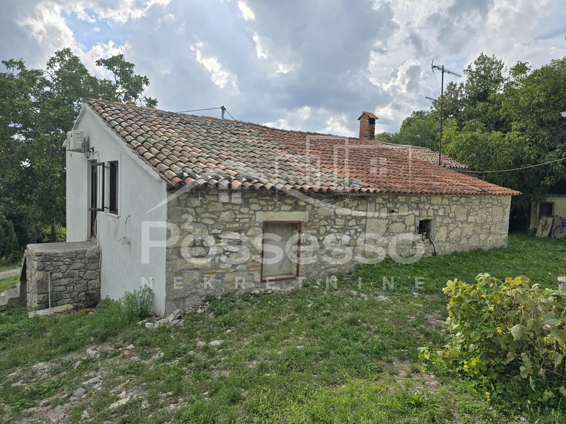 kuća prodaja lupoglav 4848 m2 - slika 2