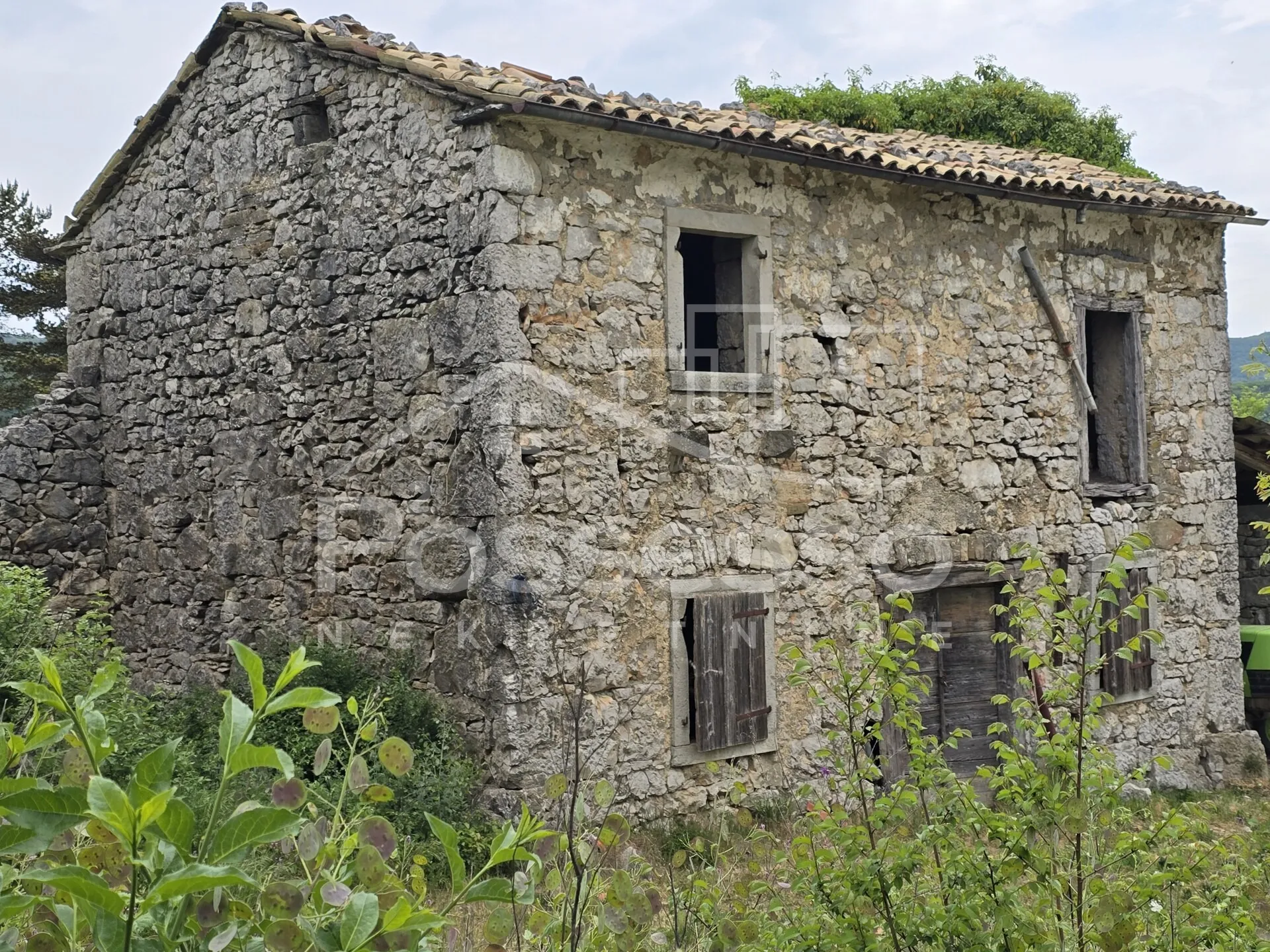 dvojna kuća s panoramskim pogledom – prilika u srcu istre! - slika 5