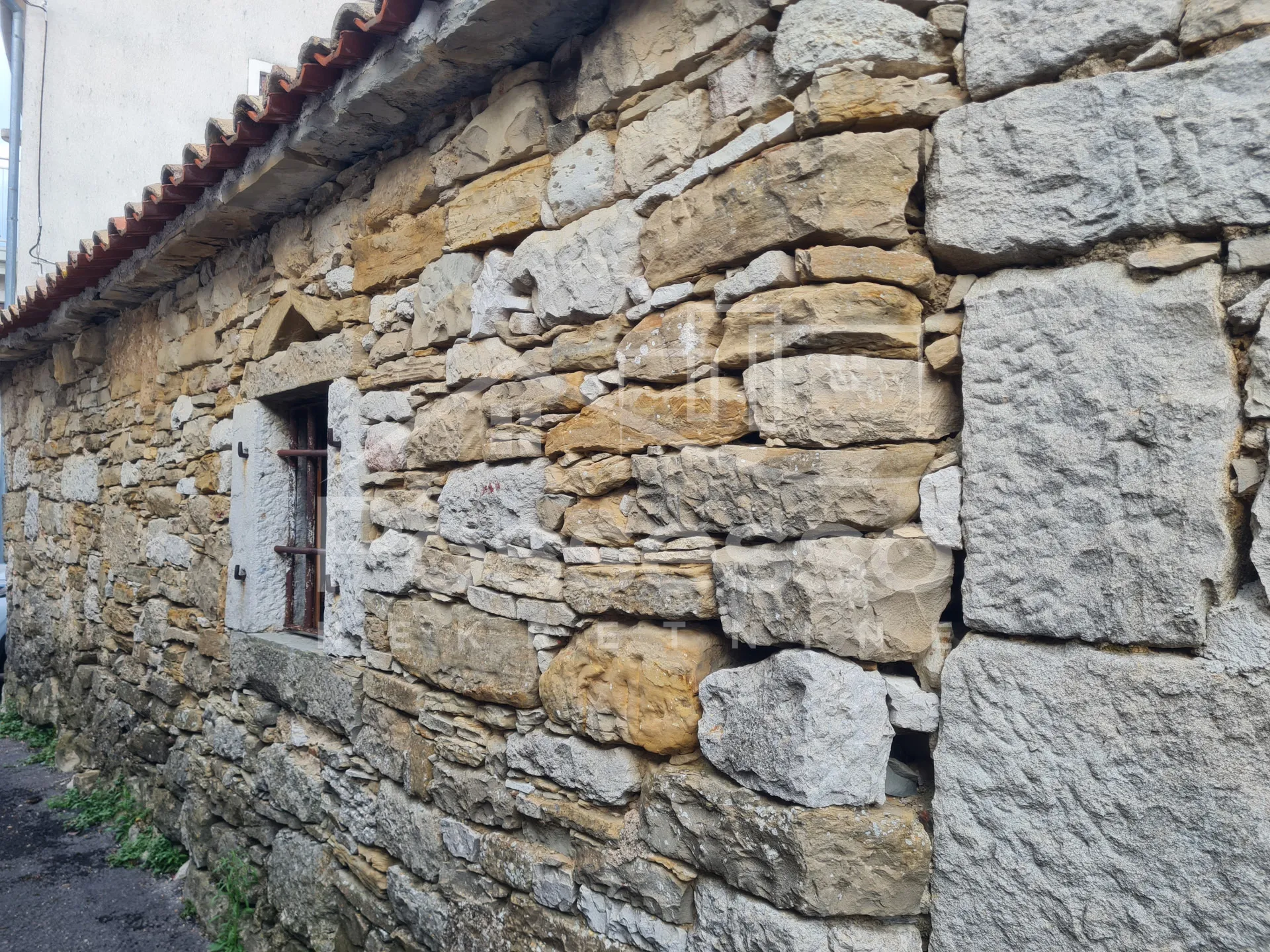 kuća prodaja stari pazin 29 m2 - slika 5
