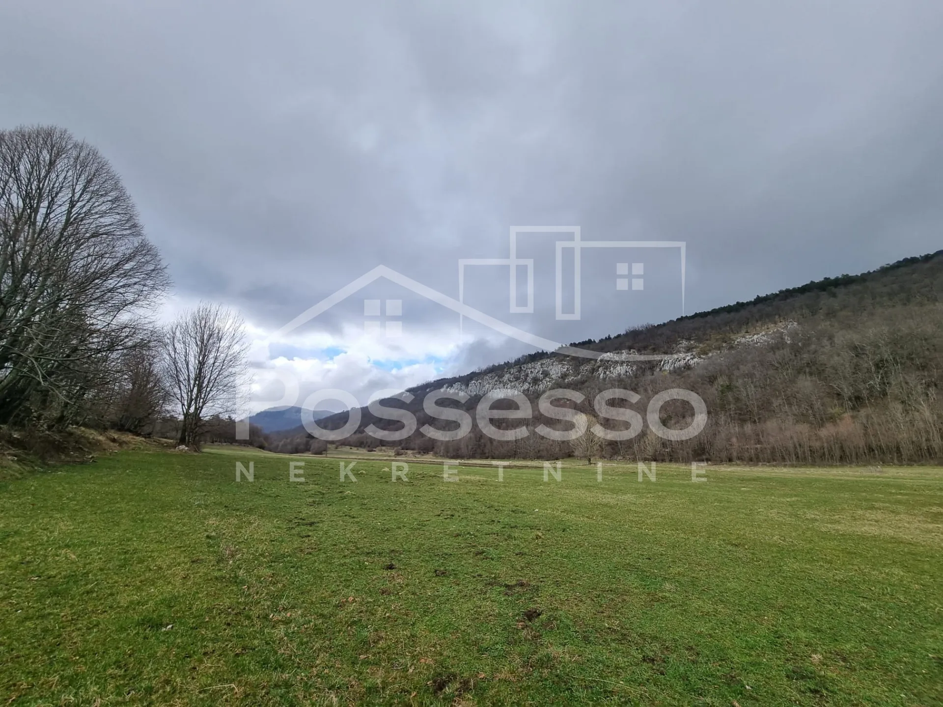 kuća prodaja buzet 232 m2 - slika 2