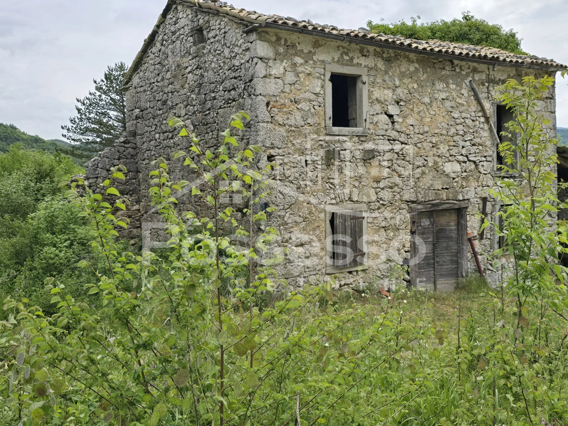 Dvojna kuća s panoramskim pogledom – prilika u srcu Istre! - Ročko Polje, Buzet