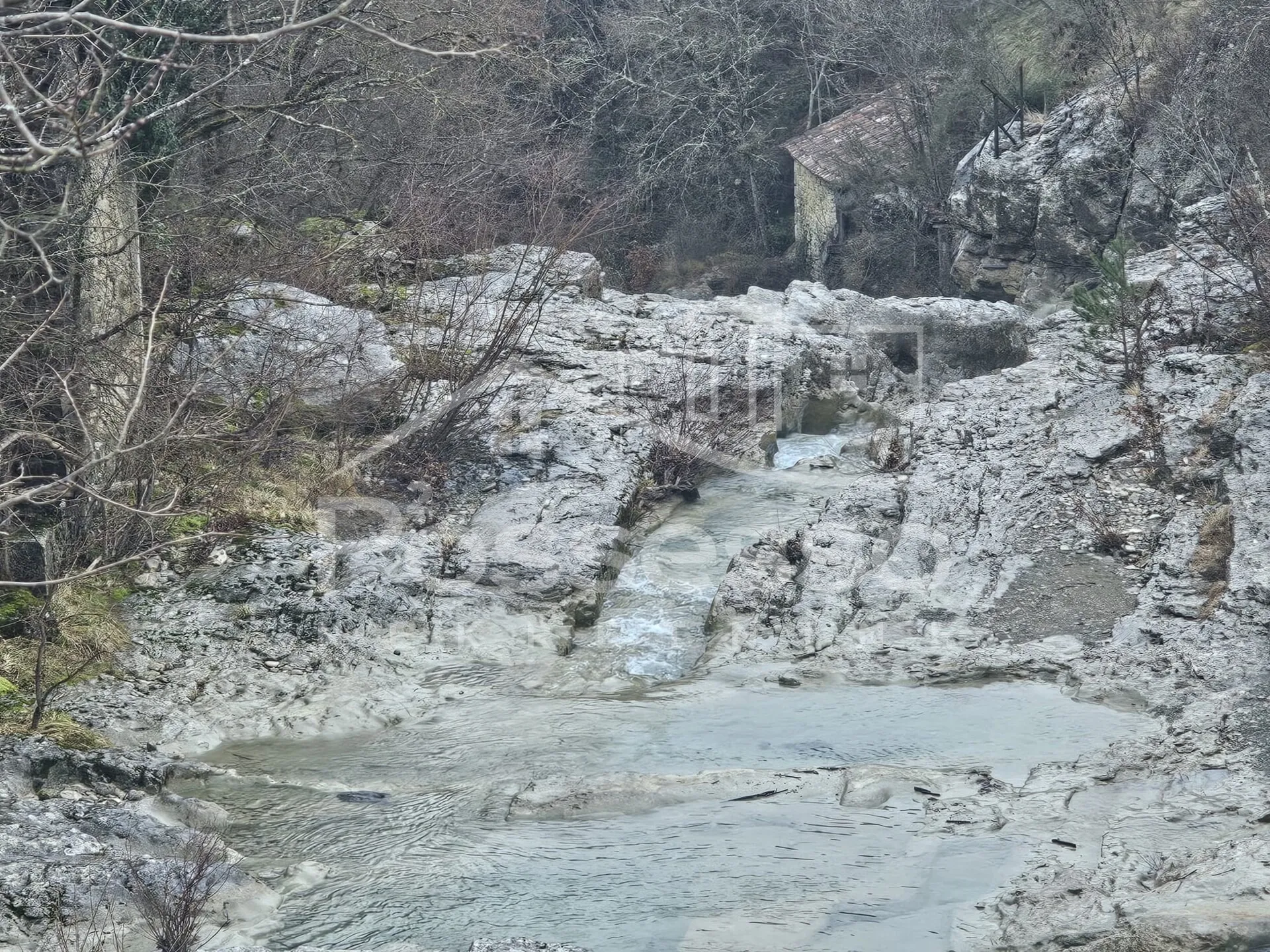 Zemljište Prodaja Kotli 1100 m2 - Kotli, Buzet
