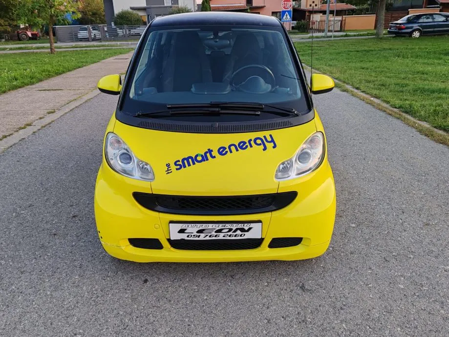 smart fortwo coupe automatik 114000 km , 2007 g. - slika 2