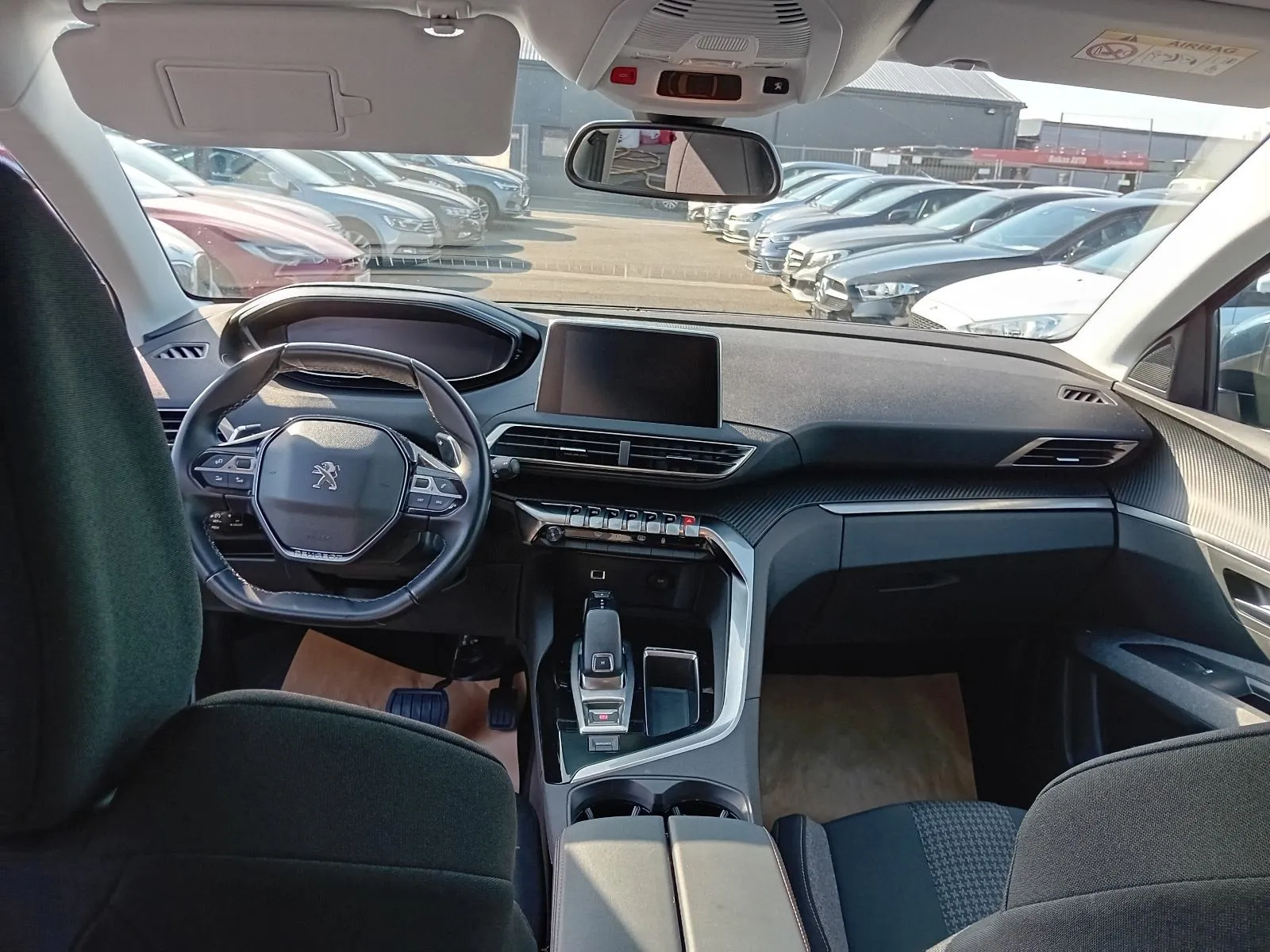 peugeot 5008 1,5 bluehdi automatik,do 2 godine jamstva,u sustavu pdv-a - slika 4