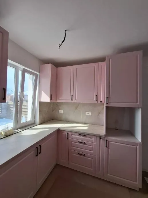 Kuhinja roze pink boje - Dugo Selo