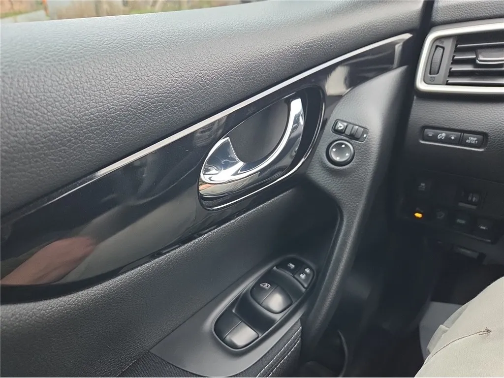 nissan qashqai 1.6 dci automatik - slika 17