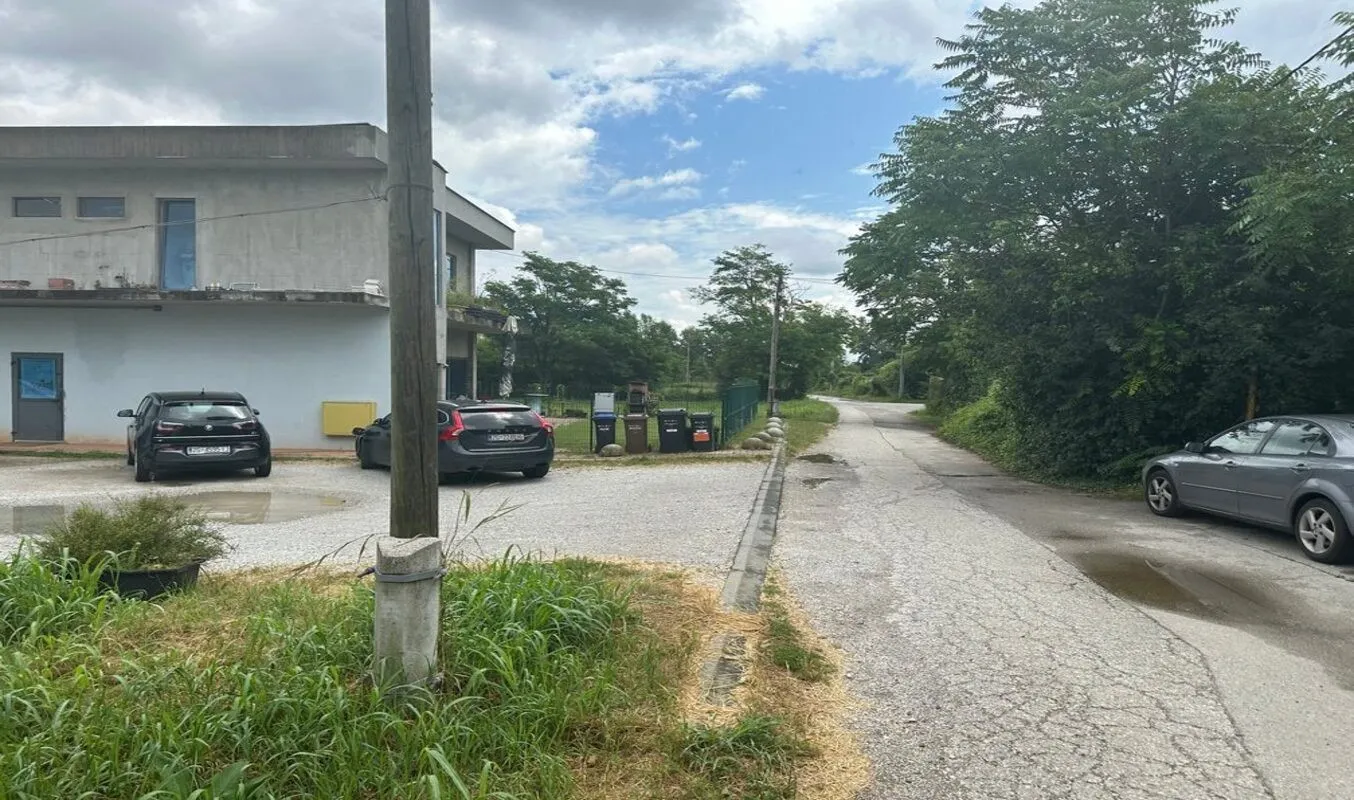 poslovni prostor za skladištenje - slika 11
