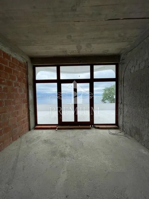 dvoetažan stan u roh-bau izvedbi 187,30 m2, na jedinstvenoj lokaciji, - slika 10