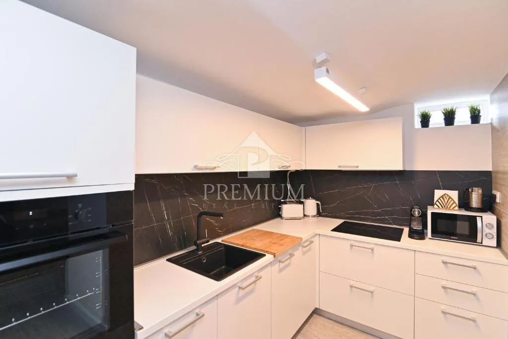 stan i apartman u centru opatije - slika 31