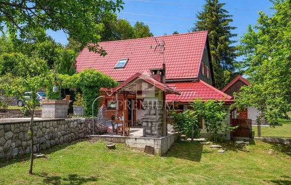 kuća sa velikom okućnicom u oazi gorskog kotara - slika 19