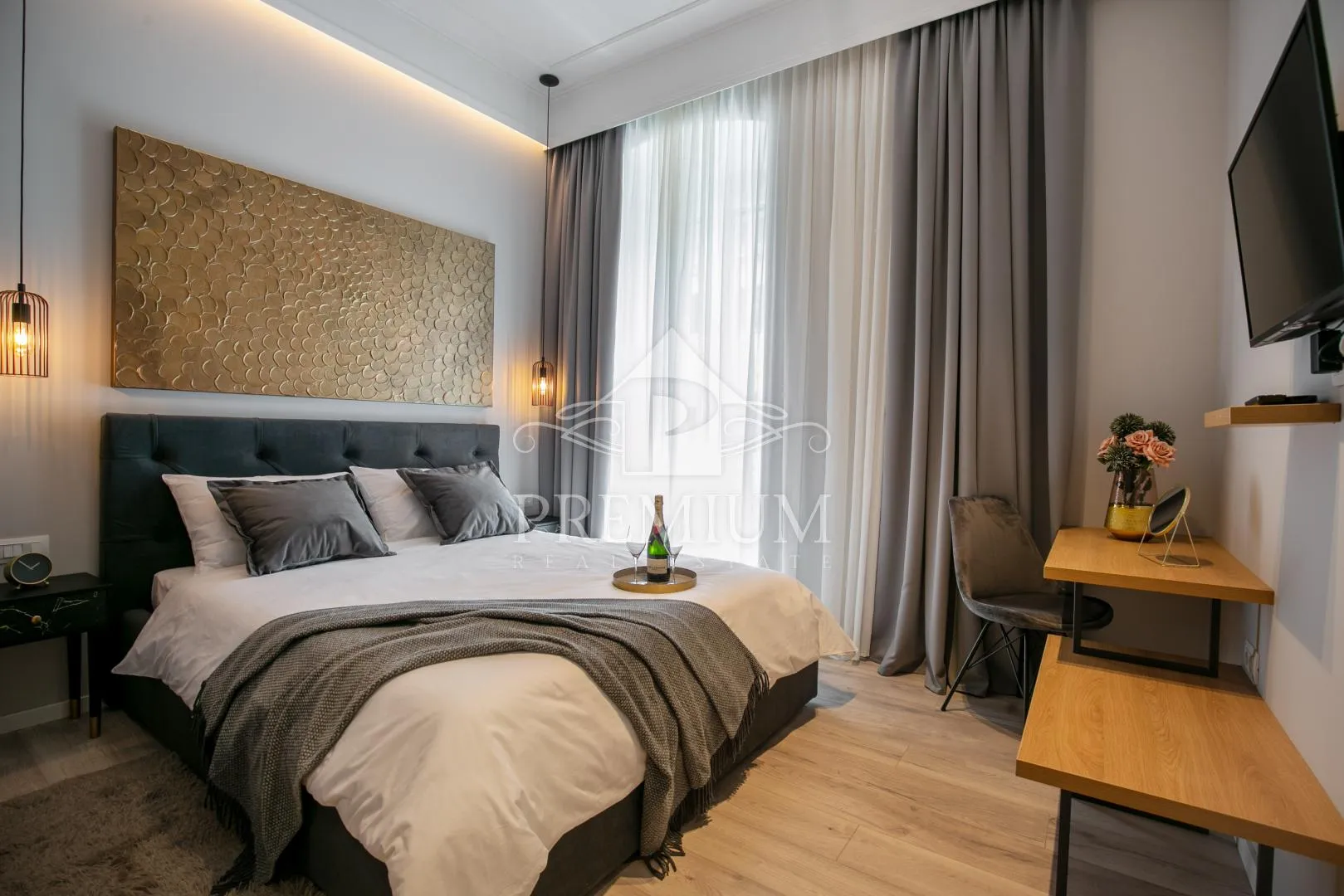 luksuzan stan, 160 m2, 2 app + 3 sobe - slika 36
