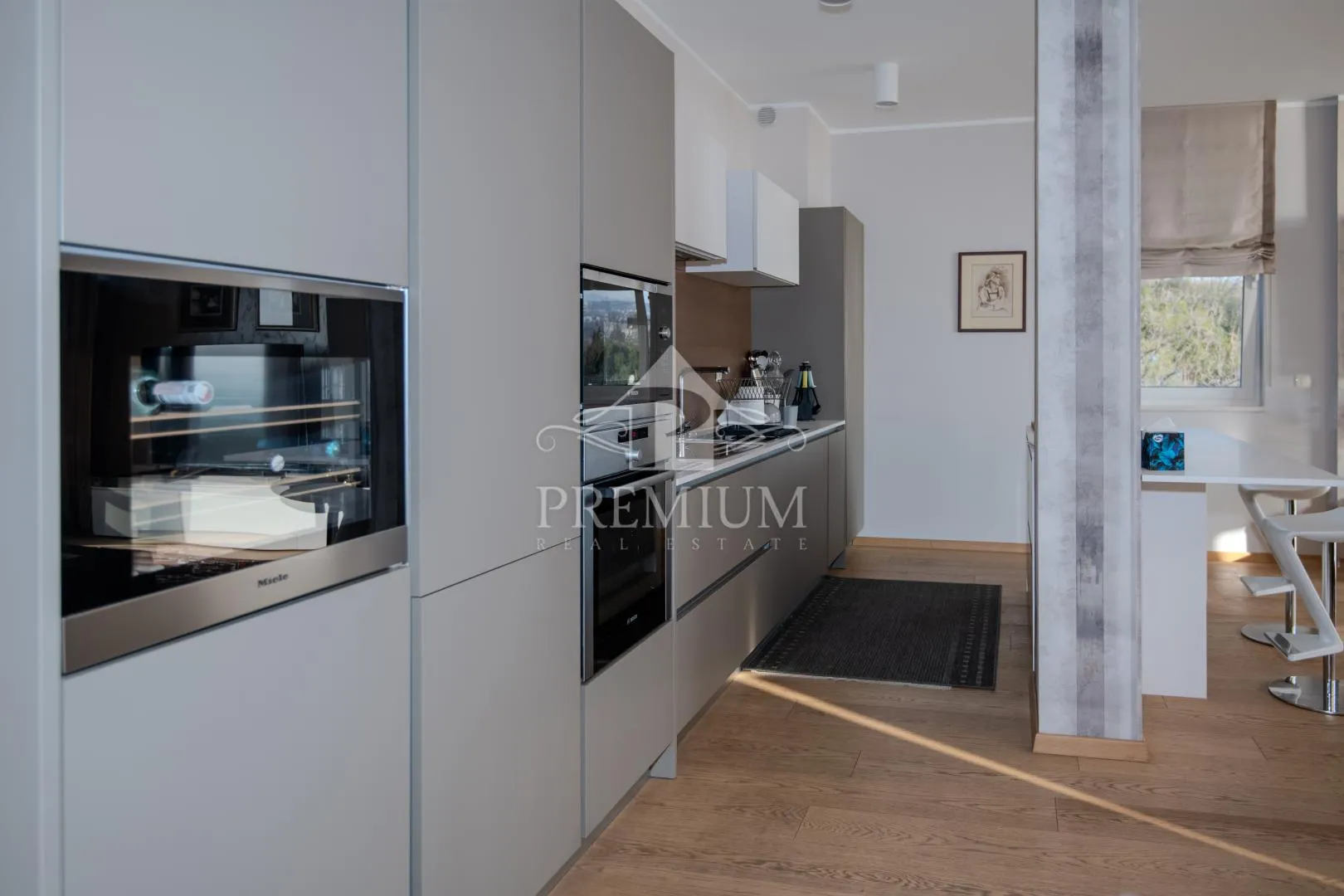 penthouse u novogradnji sa čarobnim pogledom - slika 11
