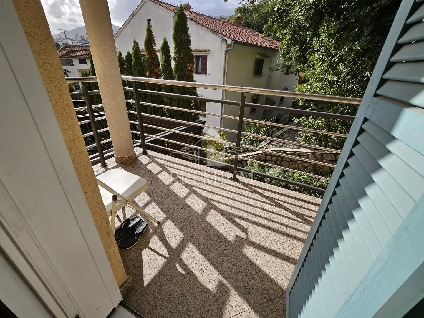 stan na mirnoj lokaciji, pogled, garaža - slika 50