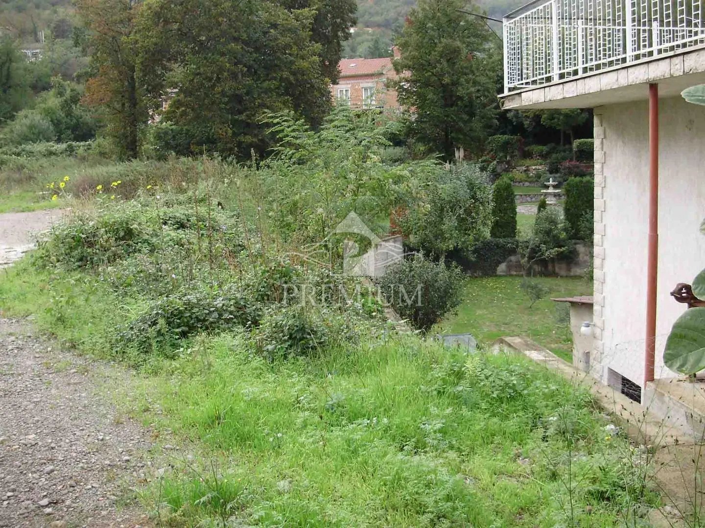 građevinsko zemljište 1578 m2, mirna lokacija - slika 3