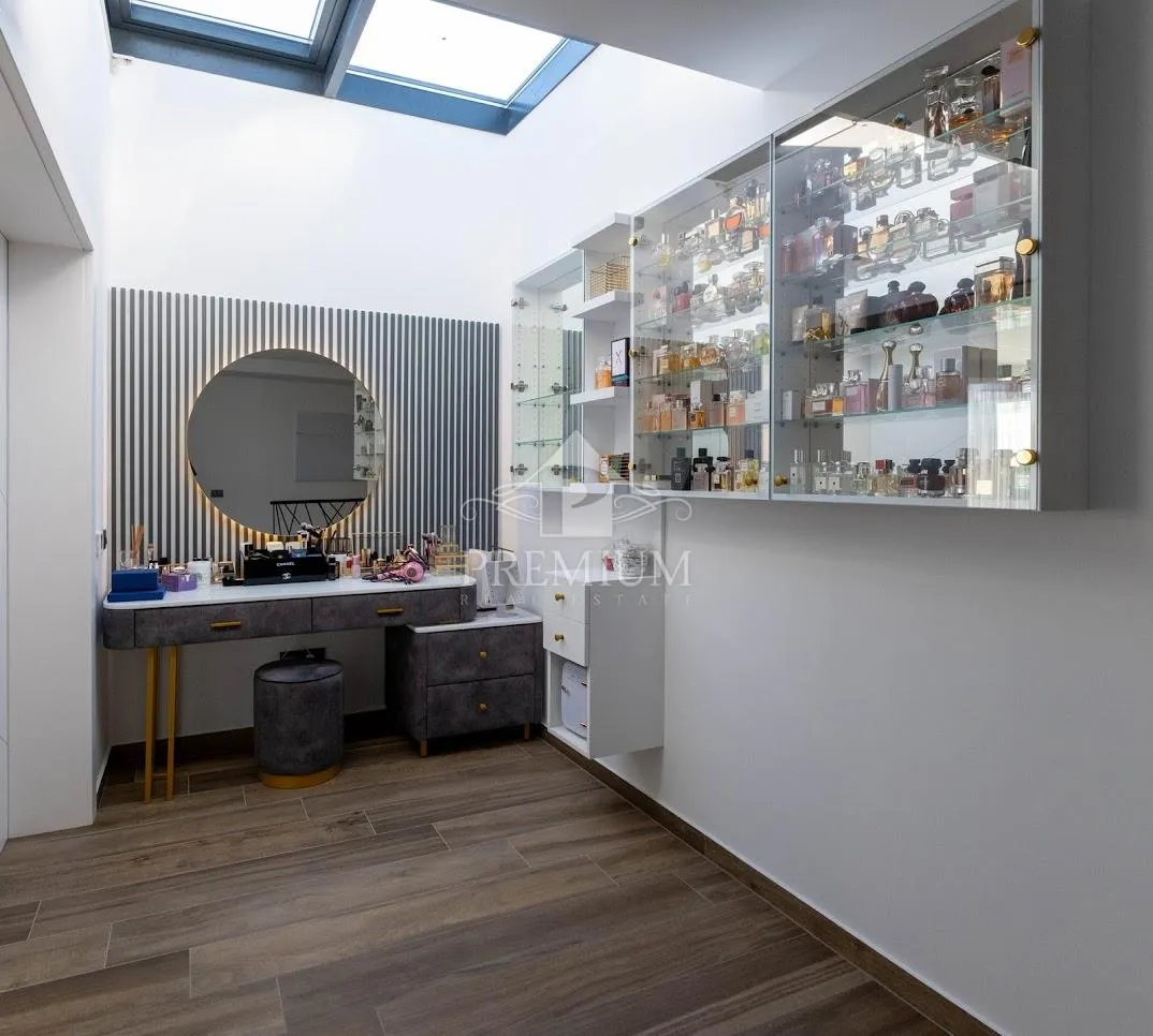 penthouse u novogradnji sa čarobnim pogledom - slika 37