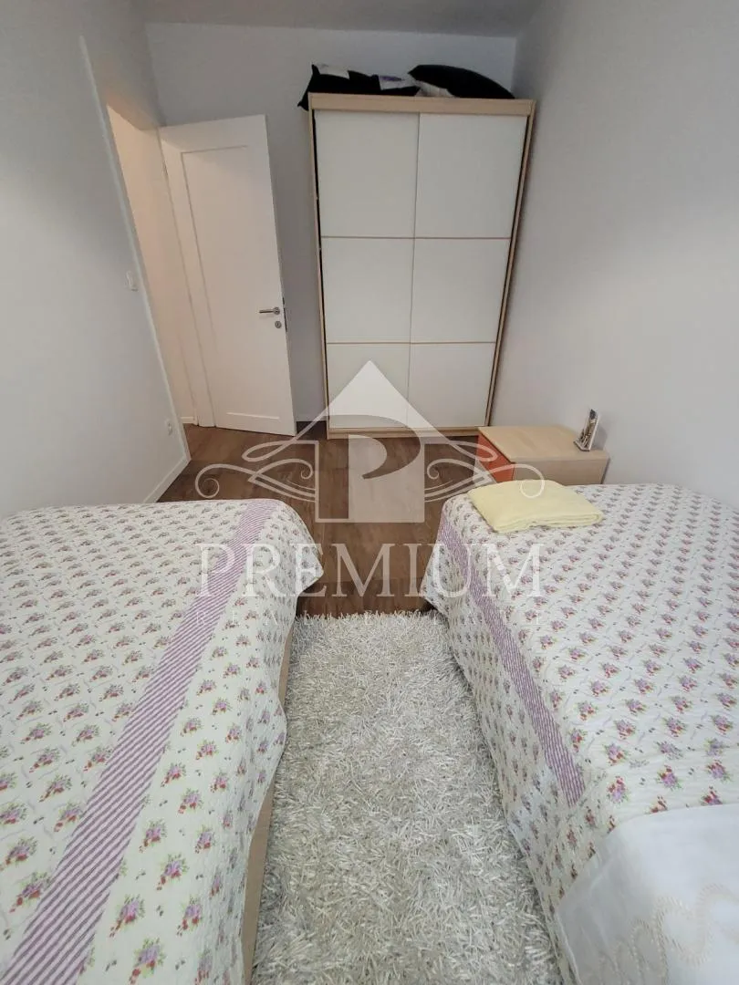 penthouse sa krovnom terasom, panoramski pogled, garaža - slika 14
