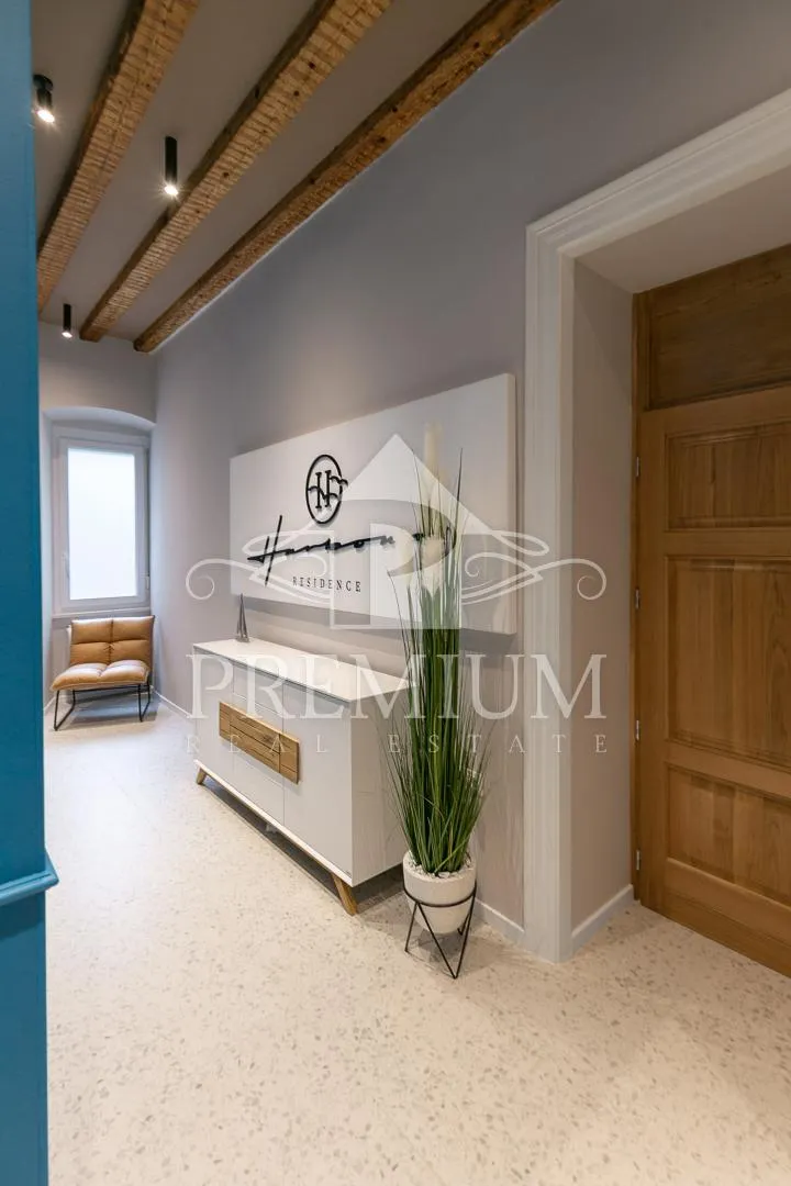 luksuzan stan, 160 m2, 2 app + 3 sobe - slika 62