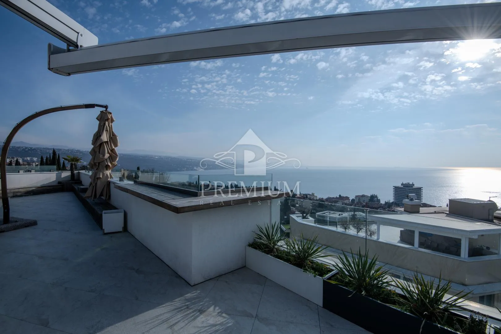 penthouse u novogradnji sa čarobnim pogledom - slika 42