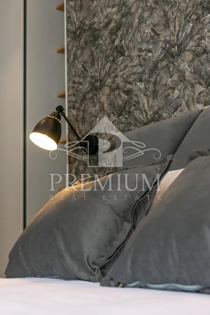 luksuzan stan, 160 m2, 2 app + 3 sobe - slika 18