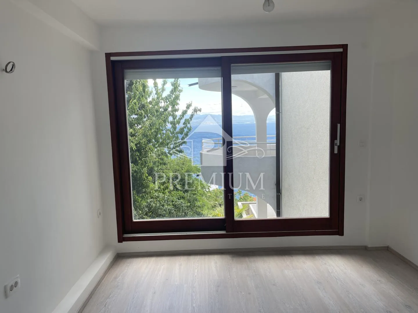 atraktivan stan 170,45 m2, na jedinstvenoj lokaciji, - slika 8