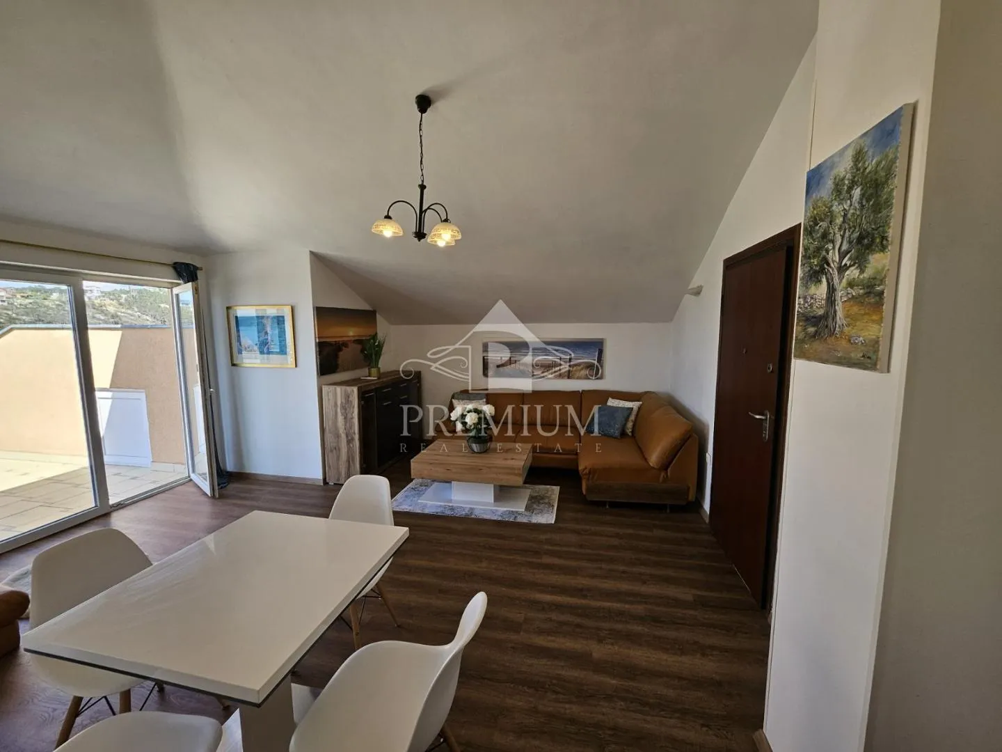 moderan stan 79,15 m2, panoramski pogled, parking - slika 4