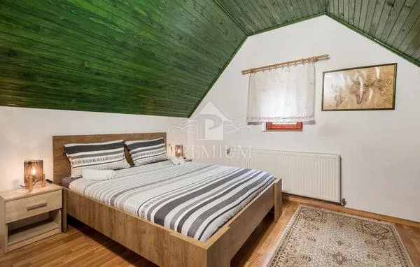 kuća sa velikom okućnicom u oazi gorskog kotara - slika 14