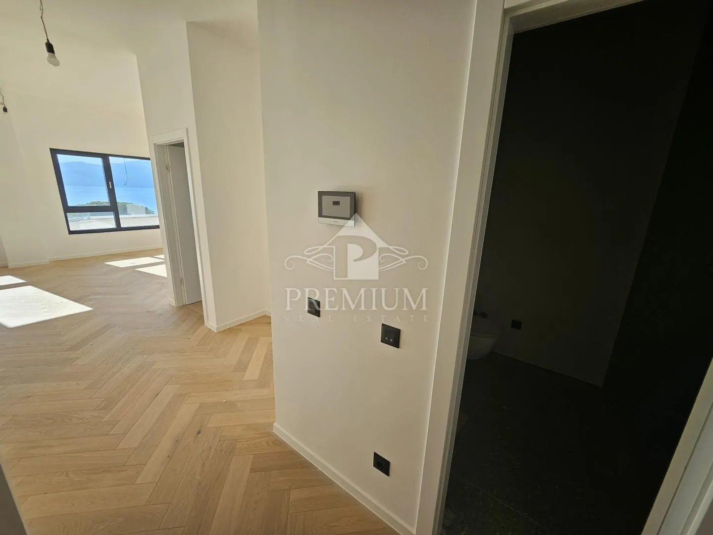 stan u novogradnji, garaža, lift, pogled - slika 10