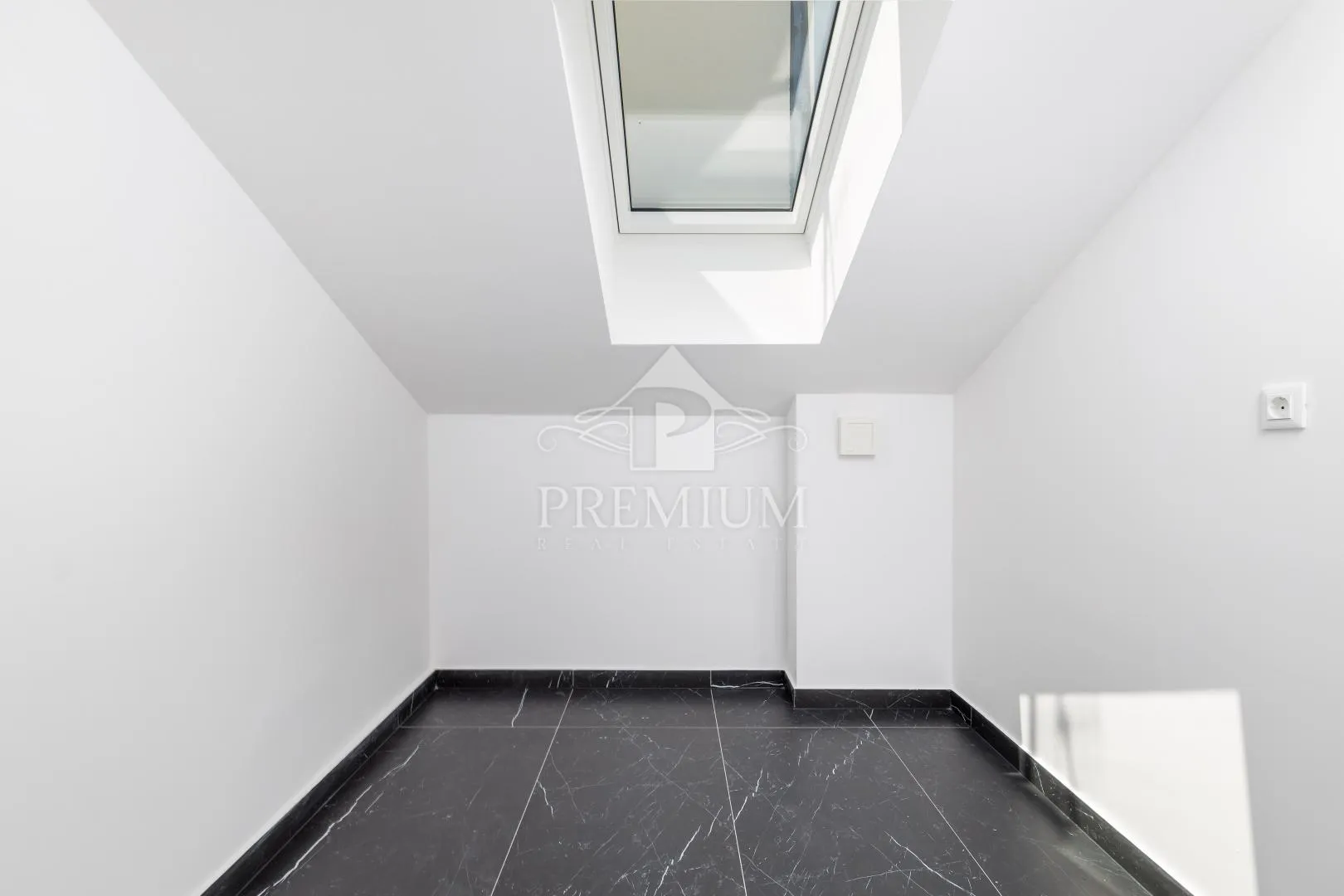 penthouse sa prekrasnim pogledom, lift, garaža - slika 19