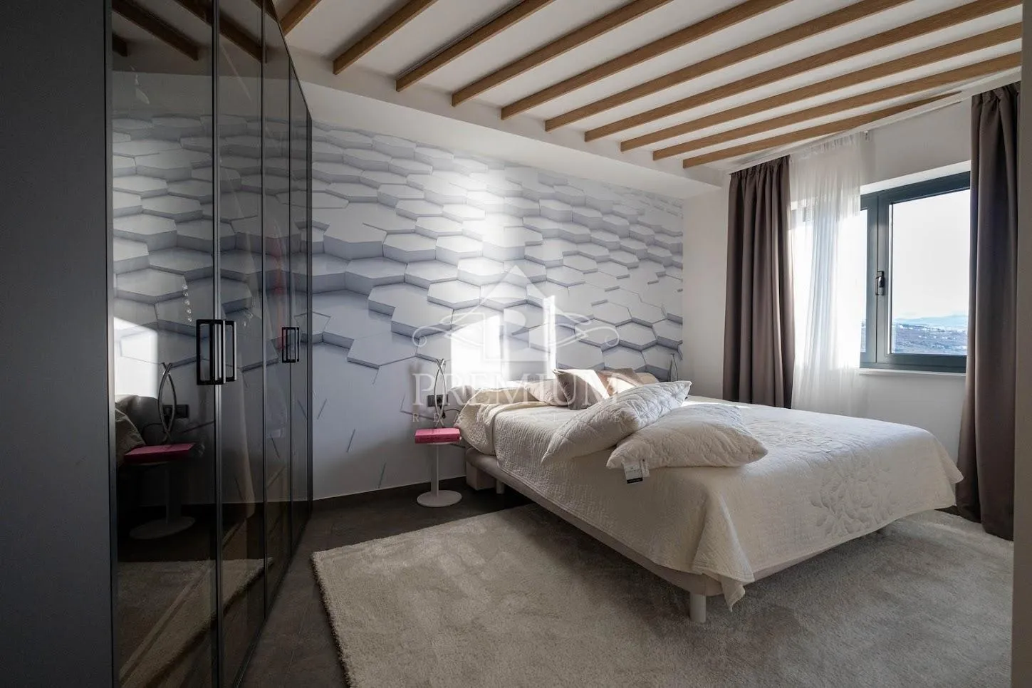 penthouse u novogradnji sa čarobnim pogledom - slika 34