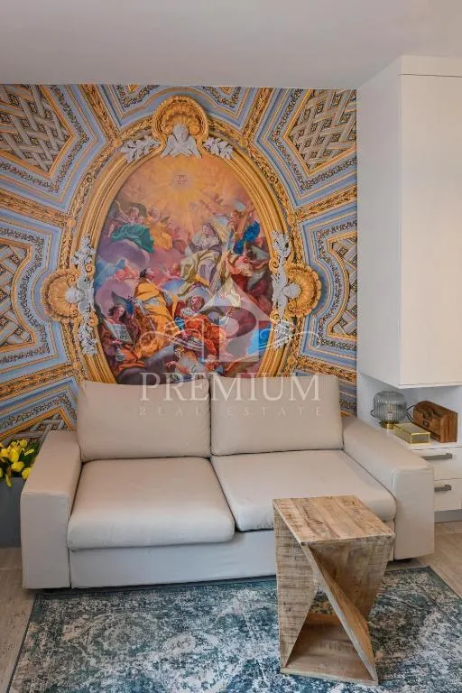 stan i apartman u centru opatije - slika 23