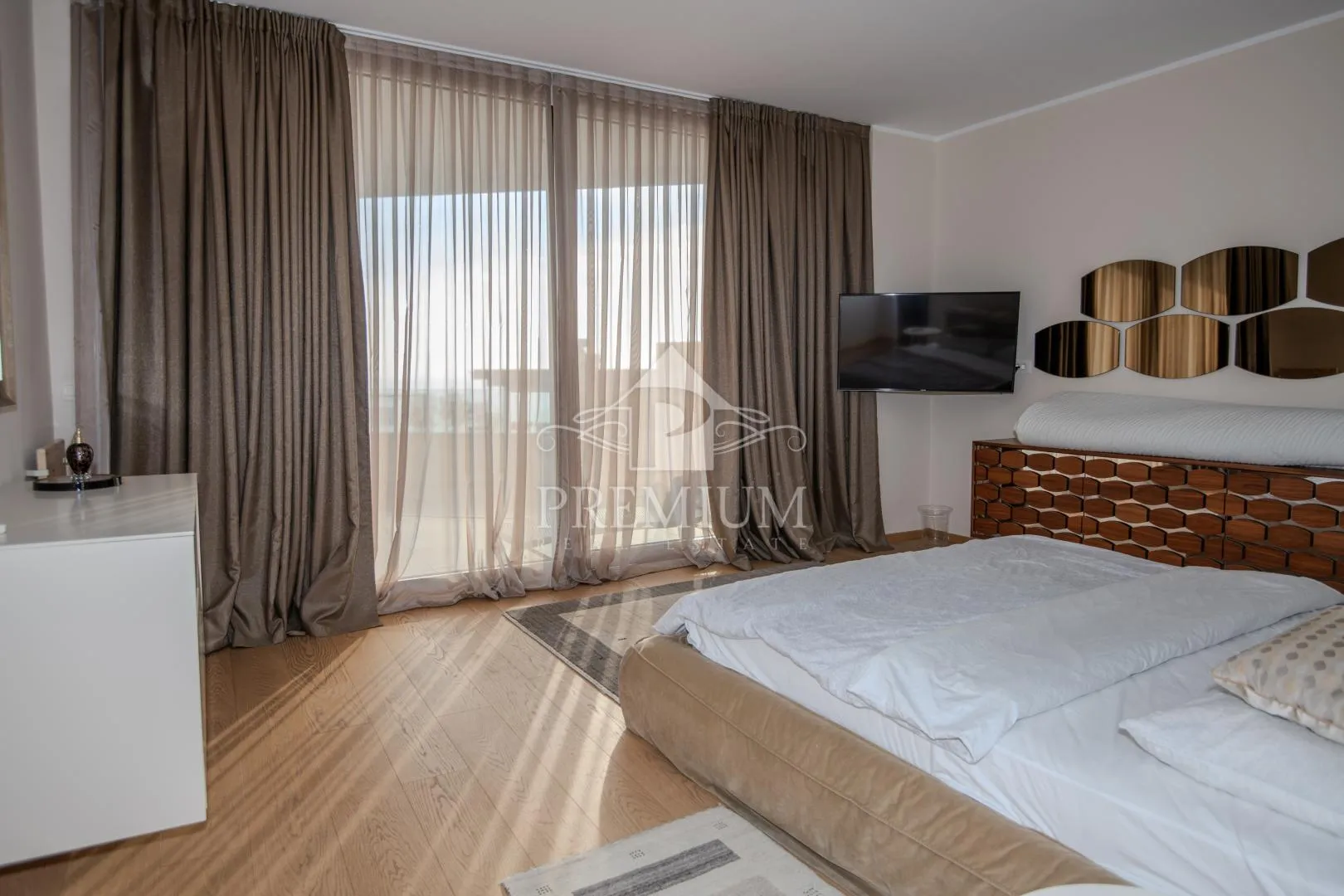 penthouse u novogradnji sa čarobnim pogledom - slika 18