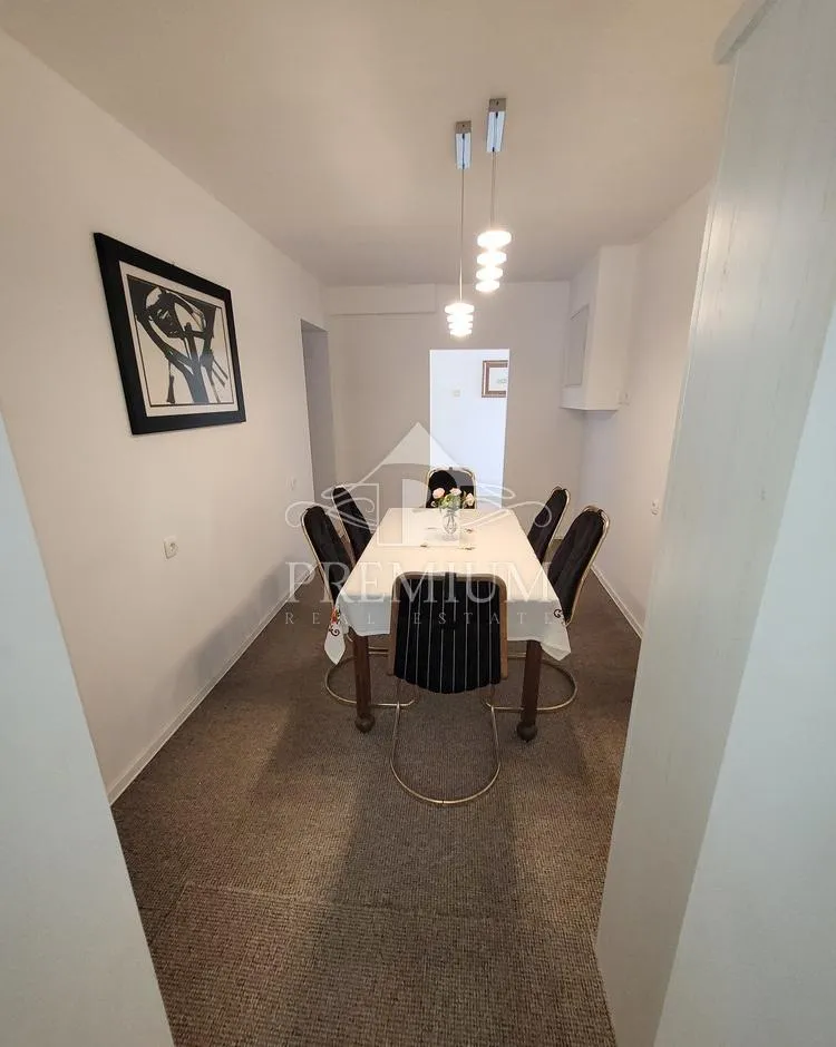 poslovno stambena zgrada sa uređenom okućnicom - slika 31