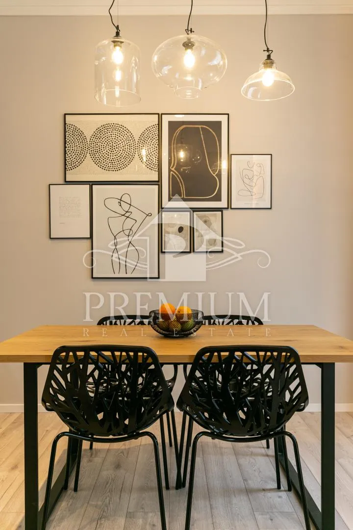 luksuzan stan, 160 m2, 2 app + 3 sobe - slika 44