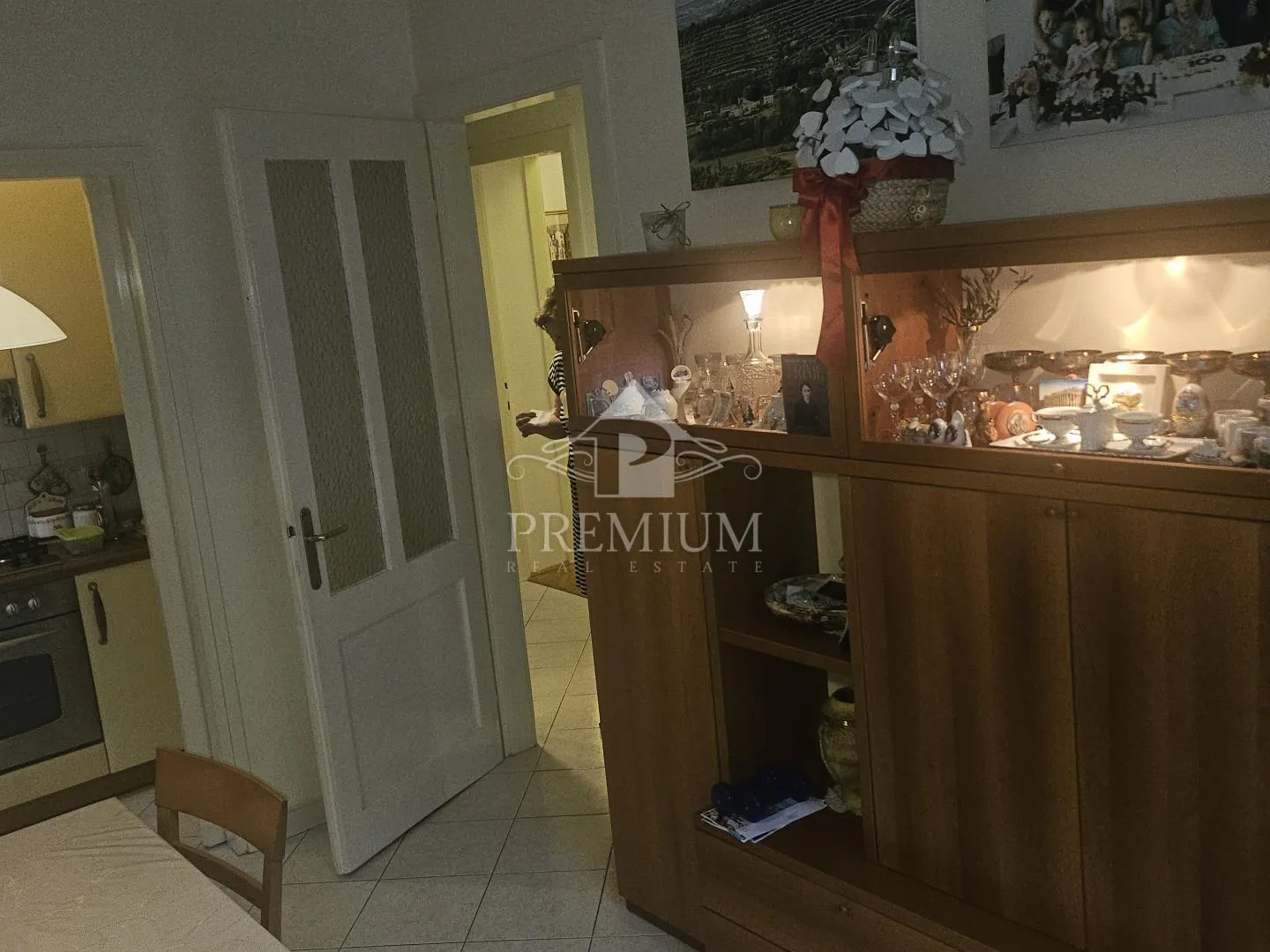 etaža kuće sa velikom okućnicom - slika 16