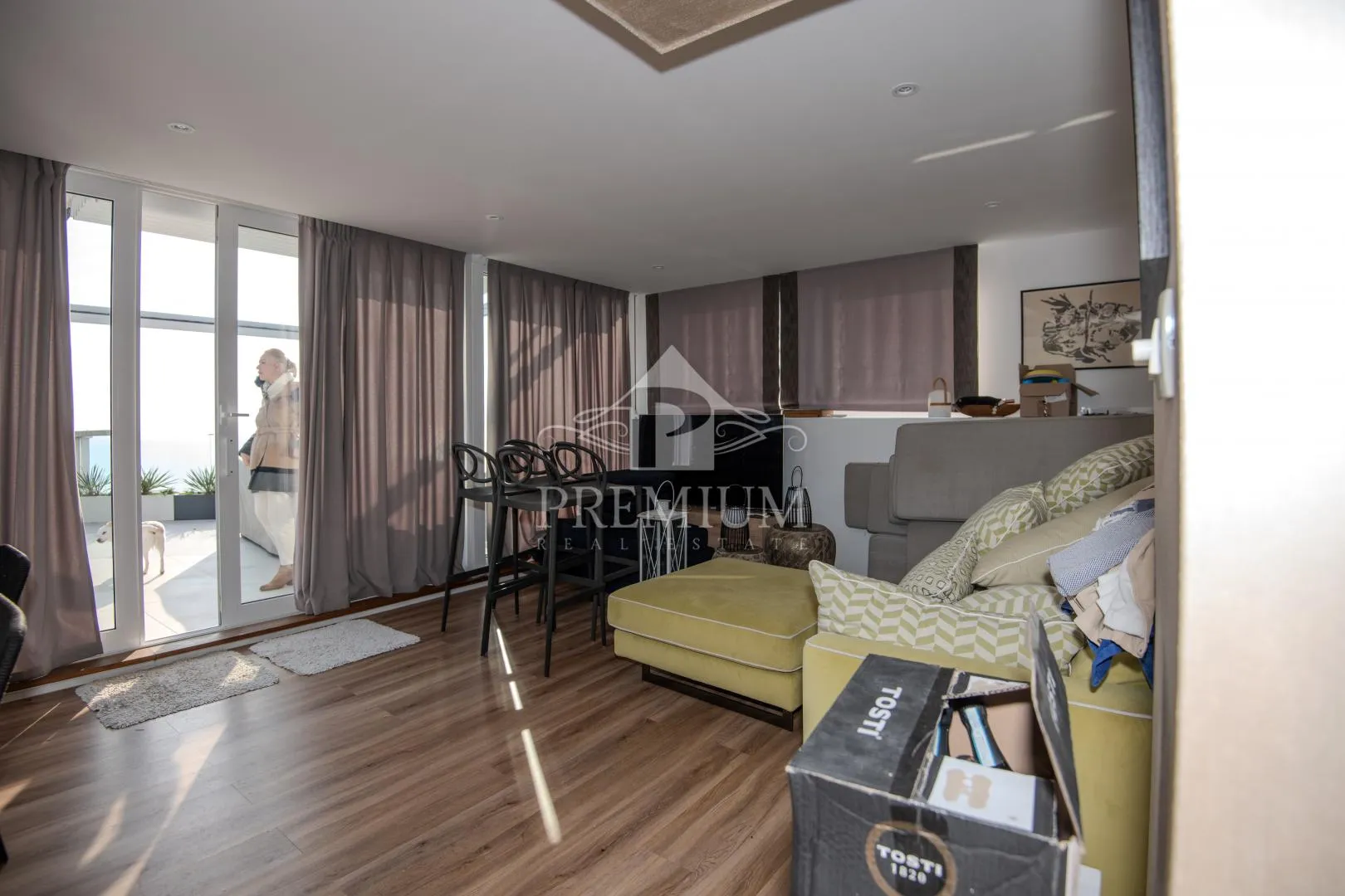 penthouse u novogradnji sa čarobnim pogledom - slika 36