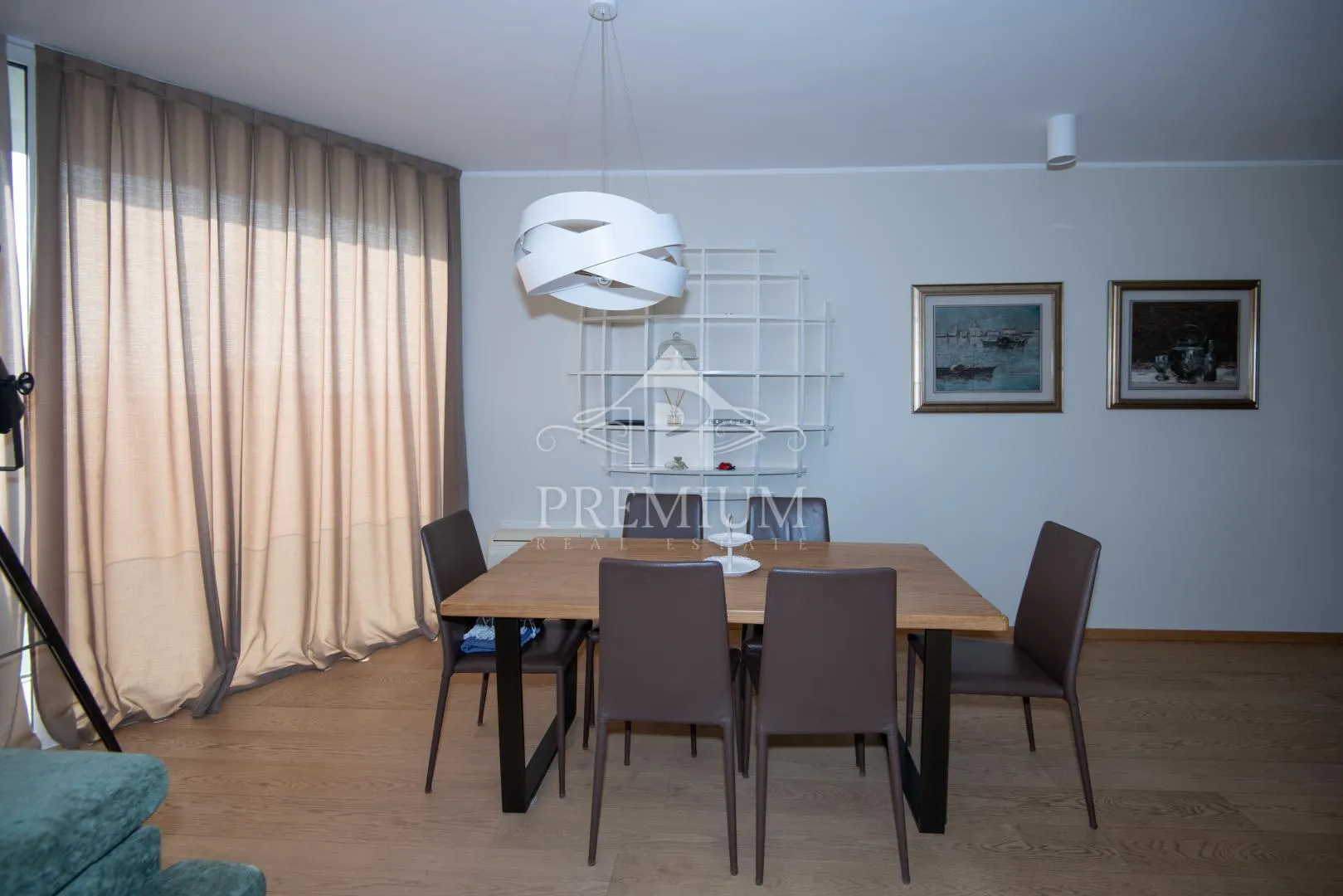 penthouse u novogradnji sa čarobnim pogledom - slika 10