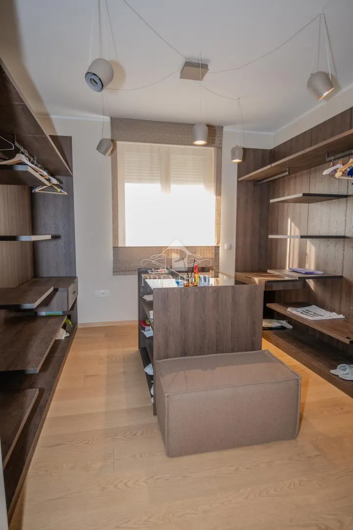 penthouse u novogradnji sa čarobnim pogledom - slika 23