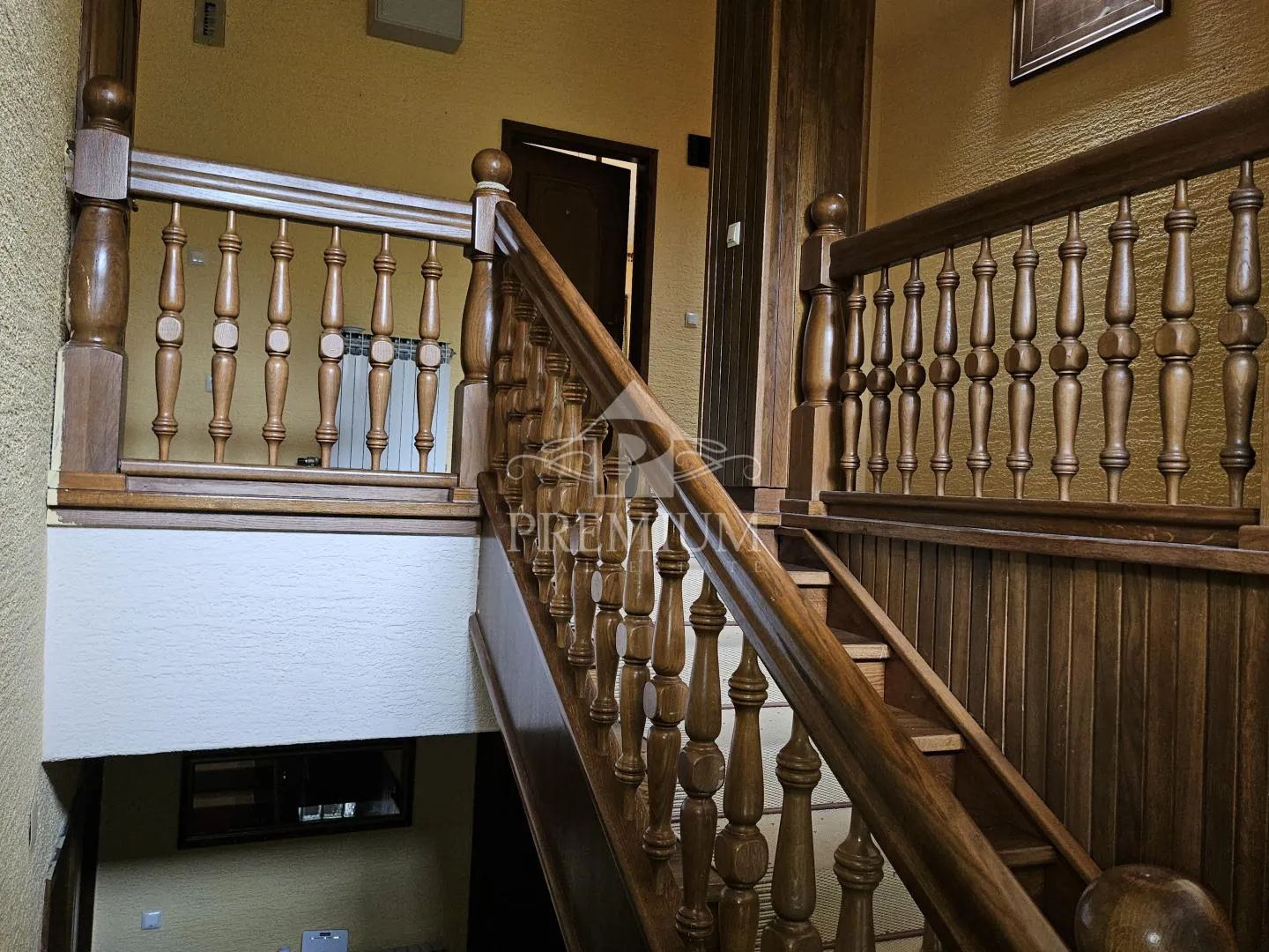 samostojeća apartmanska kuća sa prekrasnim pogledom - slika 41
