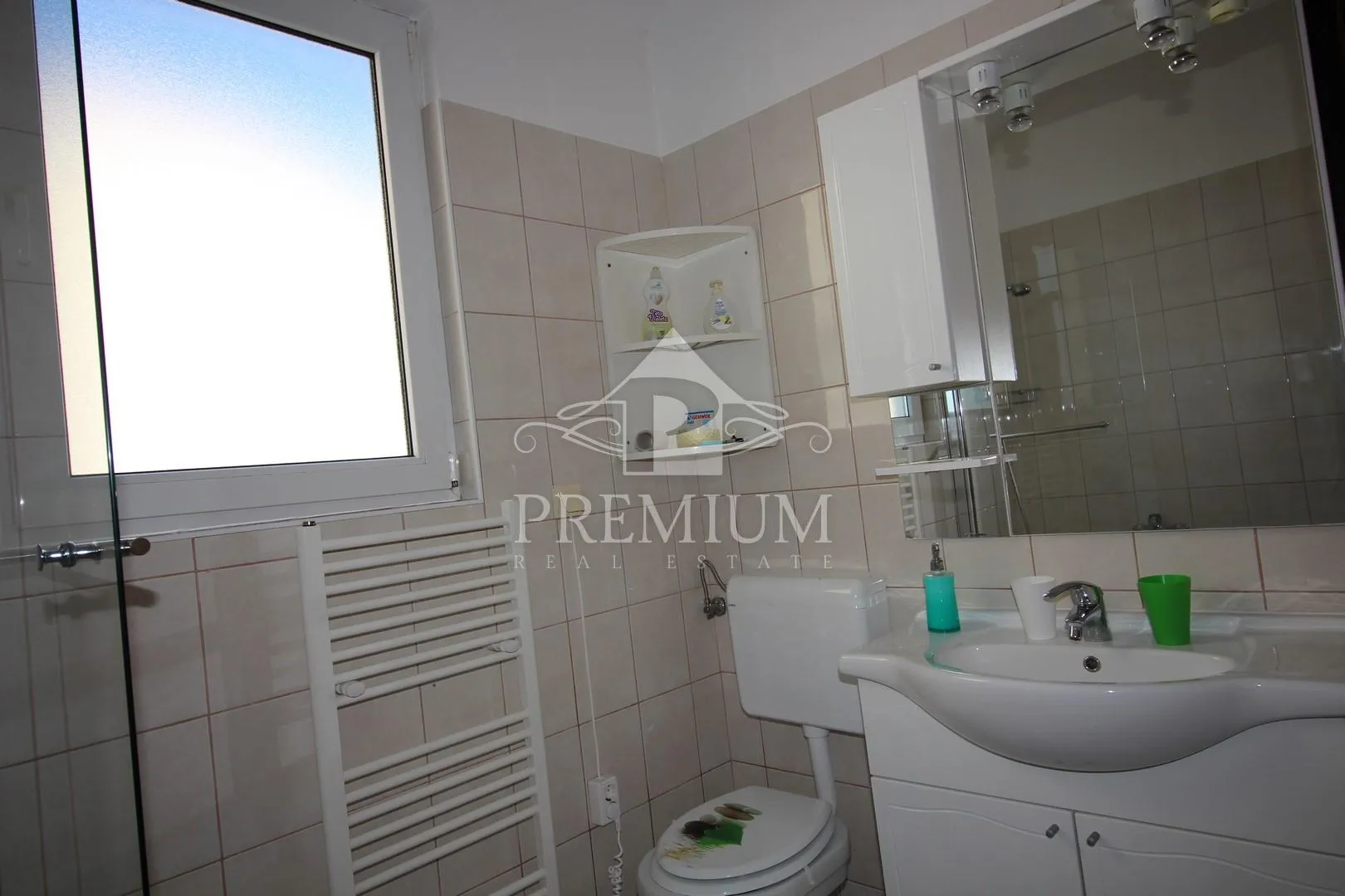 stan na dobroj lokaciji, 2s + db, parking, balkon, terasa - slika 19