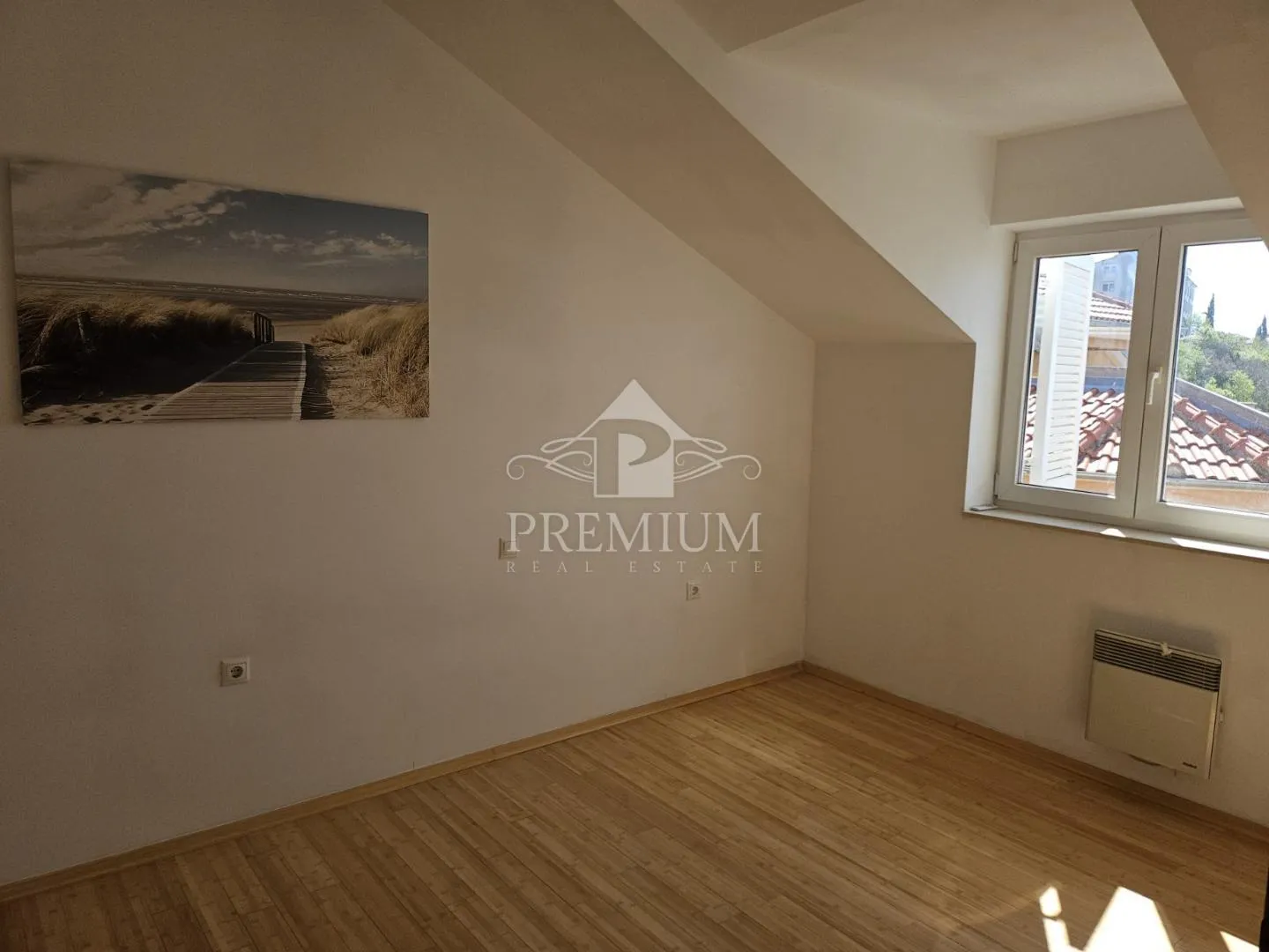 moderan stan 79,15 m2, panoramski pogled, parking - slika 20
