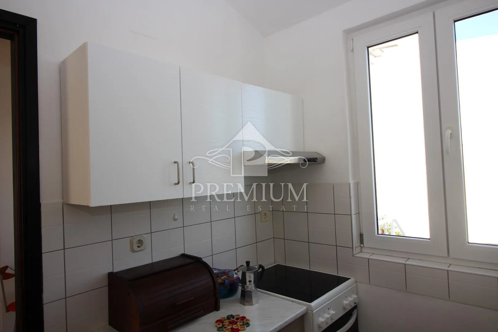 stan na dobroj lokaciji, 2s + db, parking, balkon, terasa - slika 10