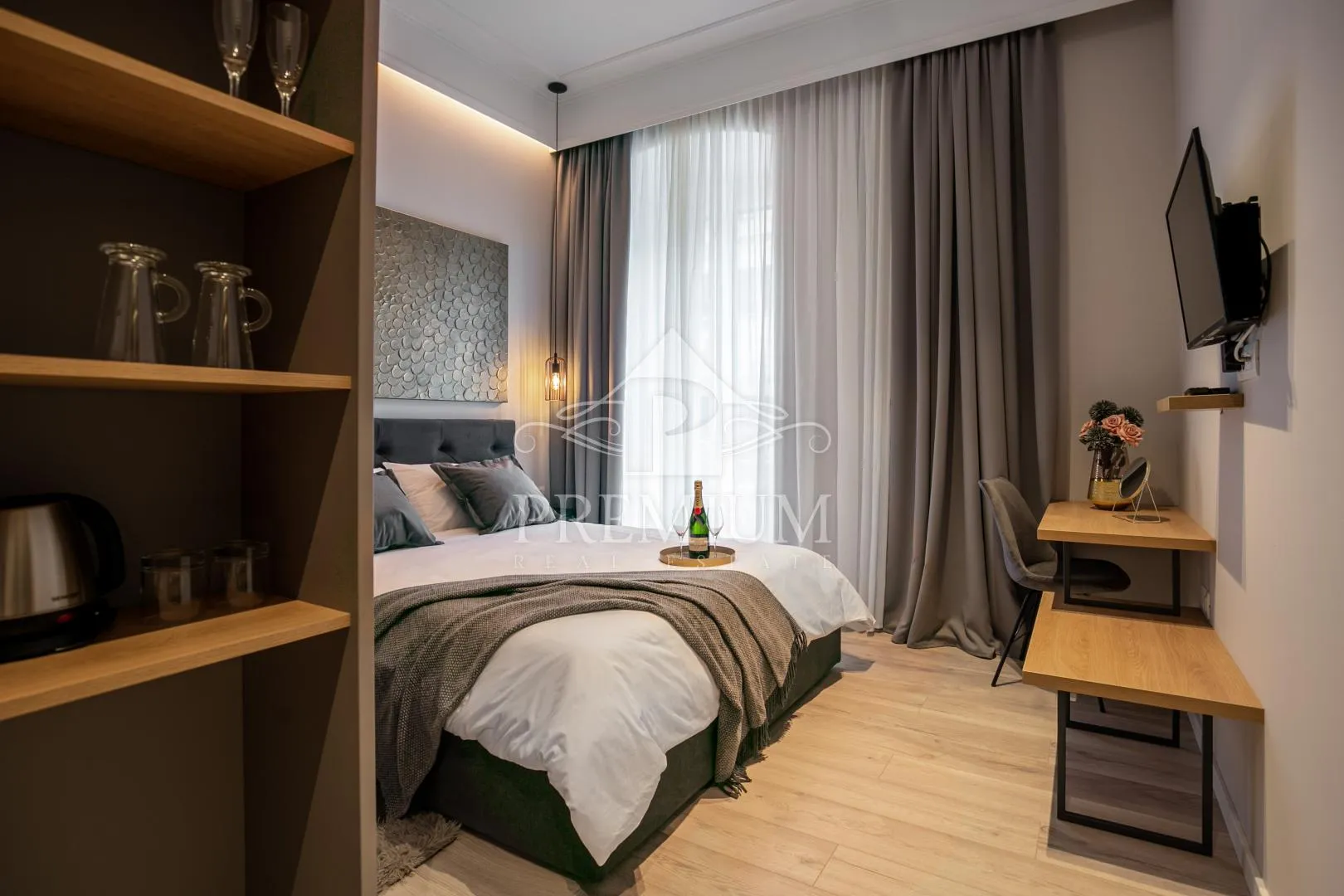 luksuzan stan, 160 m2, 2 app + 3 sobe - slika 35