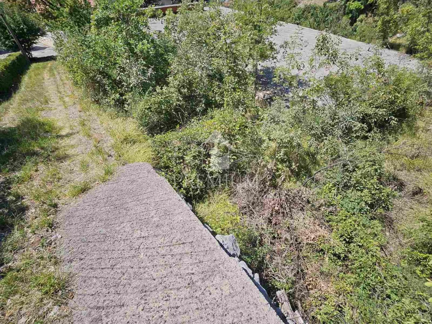 zemljište sa započetom gradnjom - slika 7