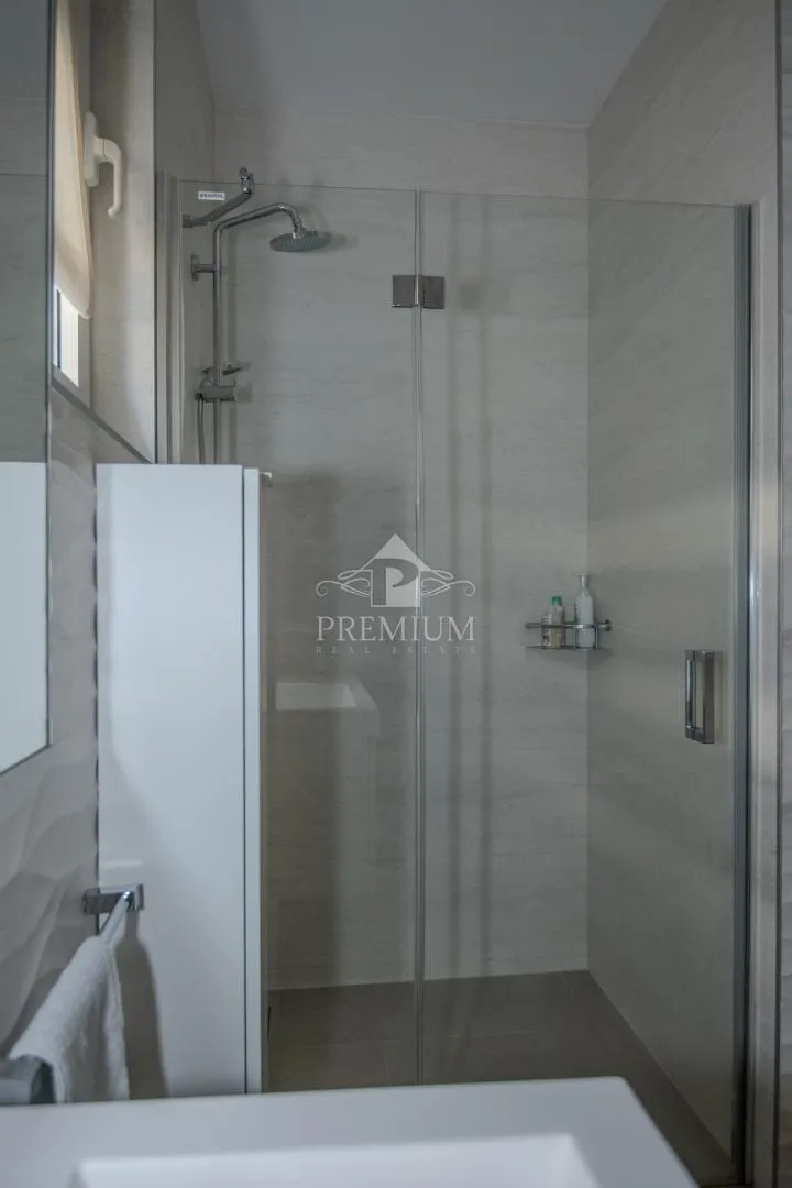 penthouse u novogradnji sa čarobnim pogledom - slika 31