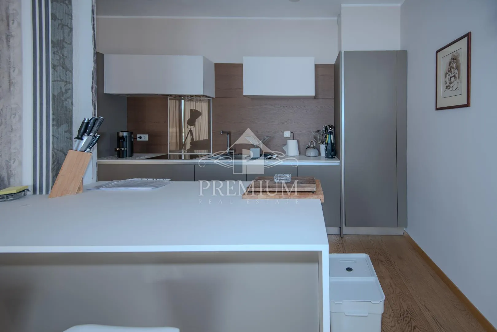 penthouse u novogradnji sa čarobnim pogledom - slika 8